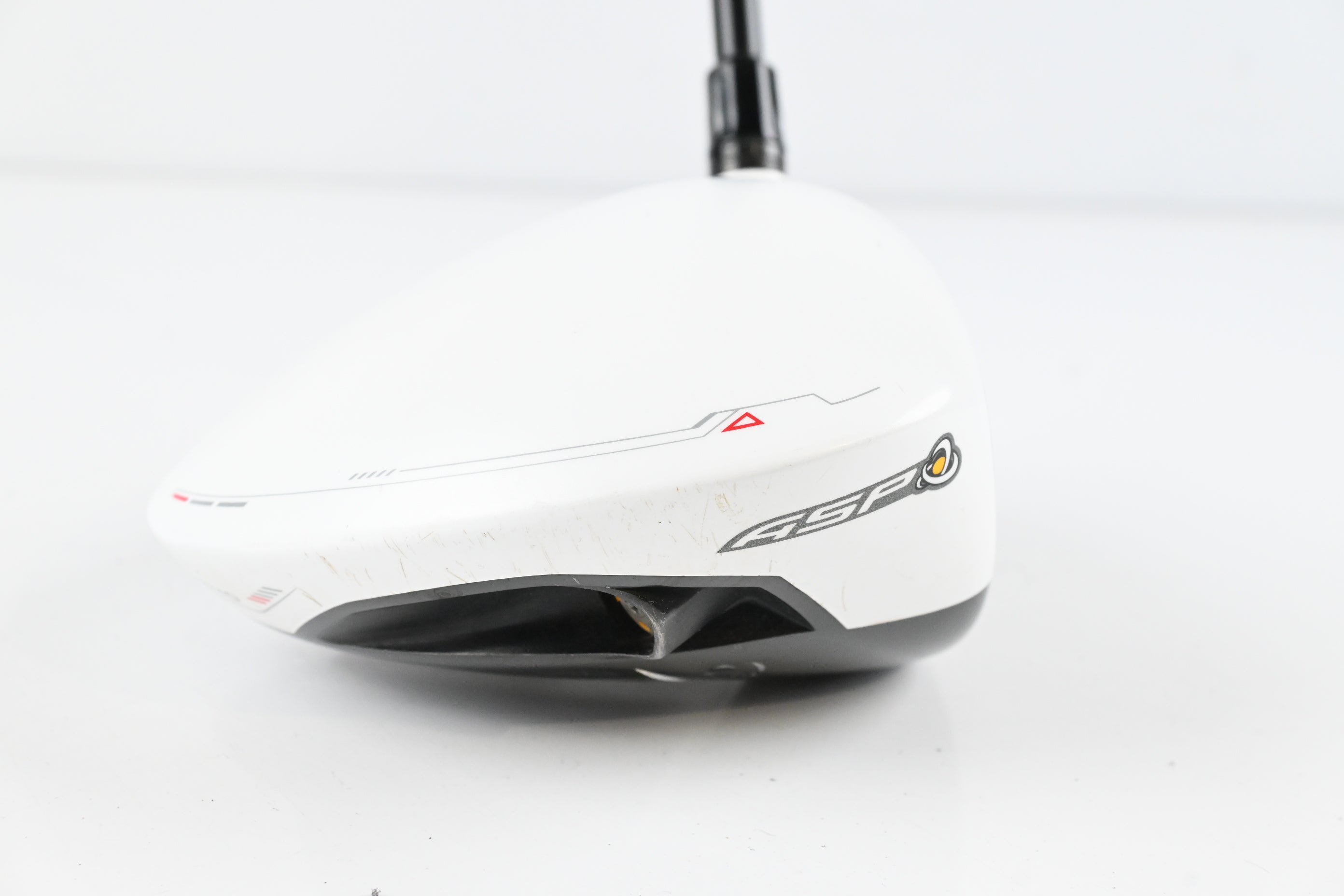 Taylormade R11 Driver / 9 Degree / Regular Flex Fujikura Blur 60 Shaft