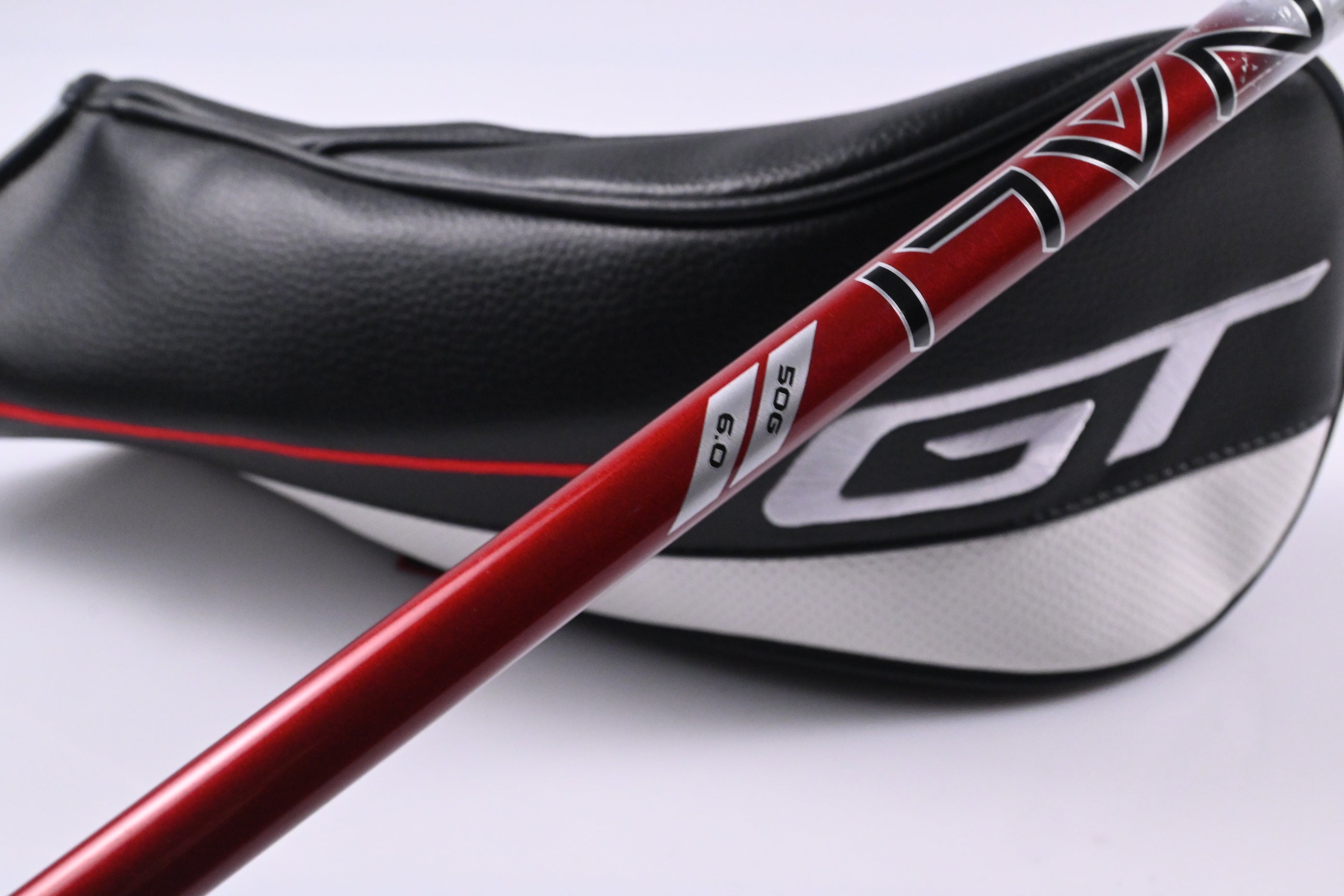 Left Hand Titleist GT3 Driver / 9 Degree / Stiff Flex Project X Denali Red 50