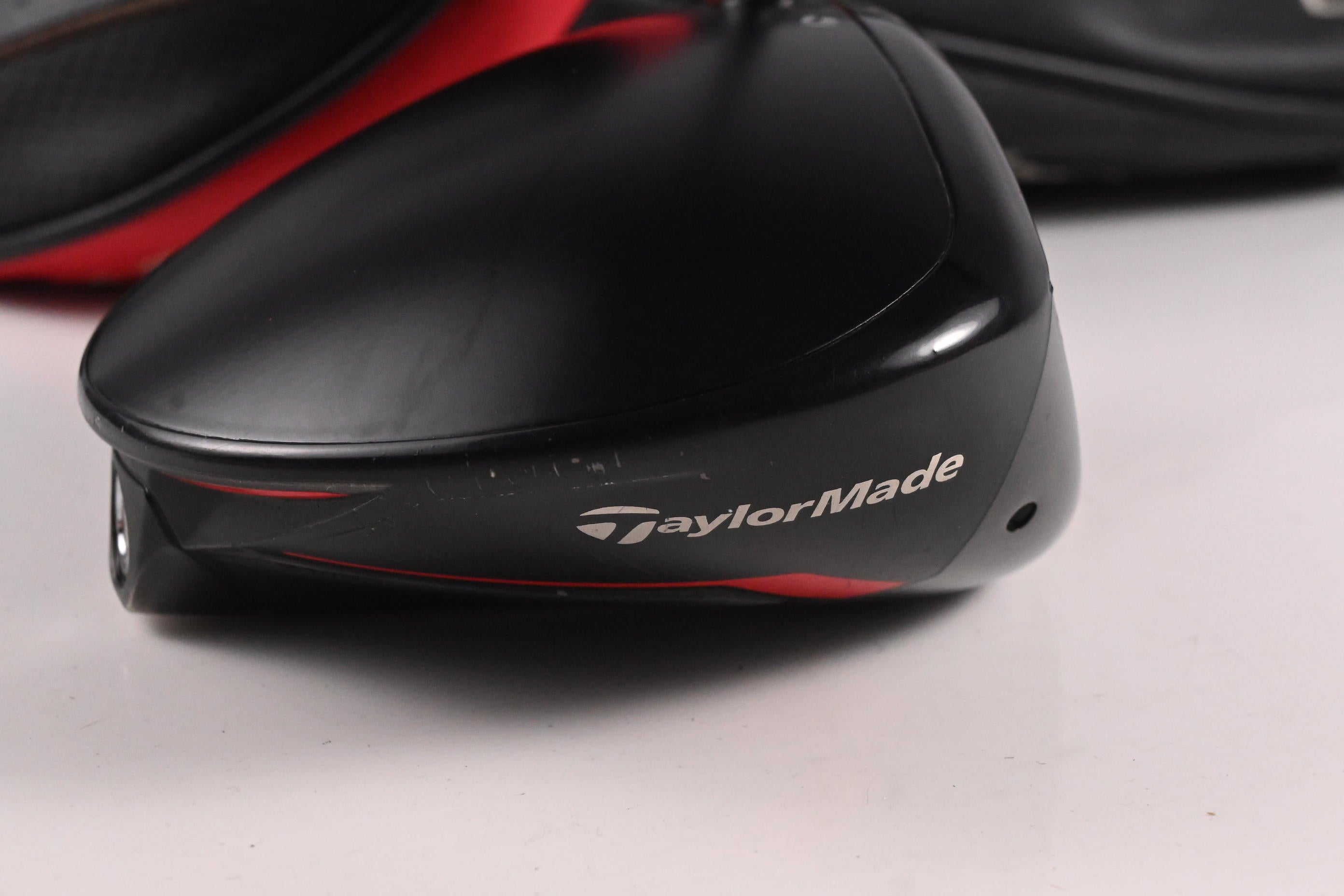 Taylormade Stealth Driver / 10.5 Degree / Stiff Flex Fujikura Atmos Blue 6 Shaft
