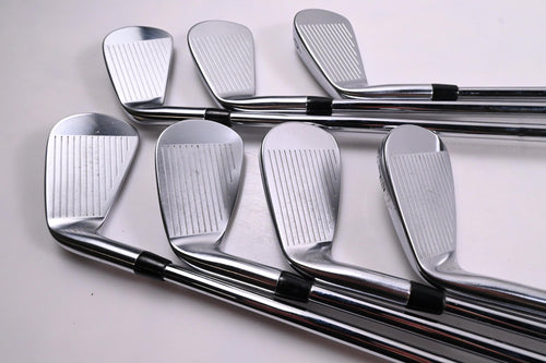 Titleist T200 2023 Irons / 4-PW / X-Flex AMT Tour White X100 Shafts