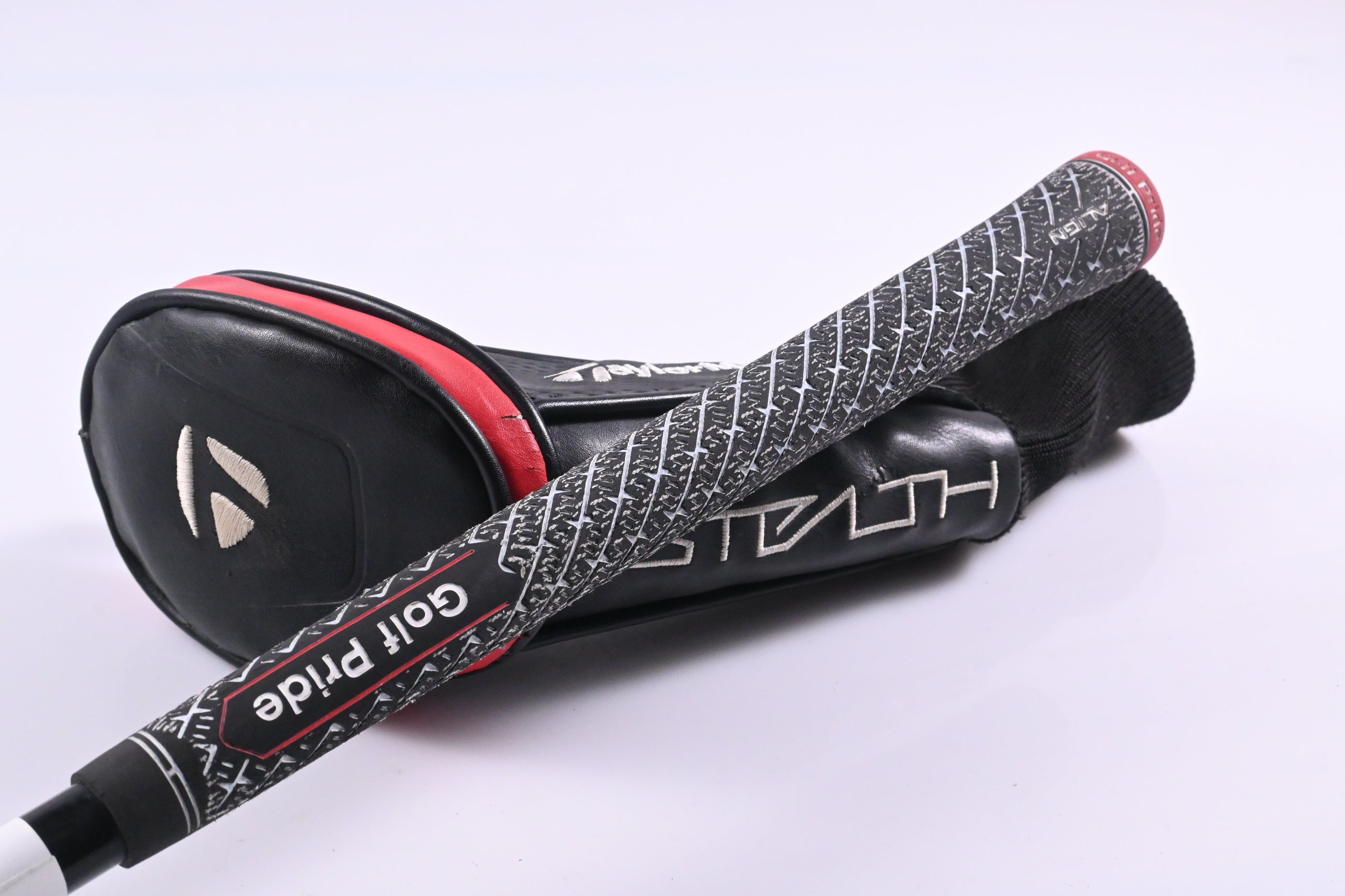 Taylormade Stealth #3 Hybrid / 19 Degree / Regular Flex Fujikura Ventus Red 6