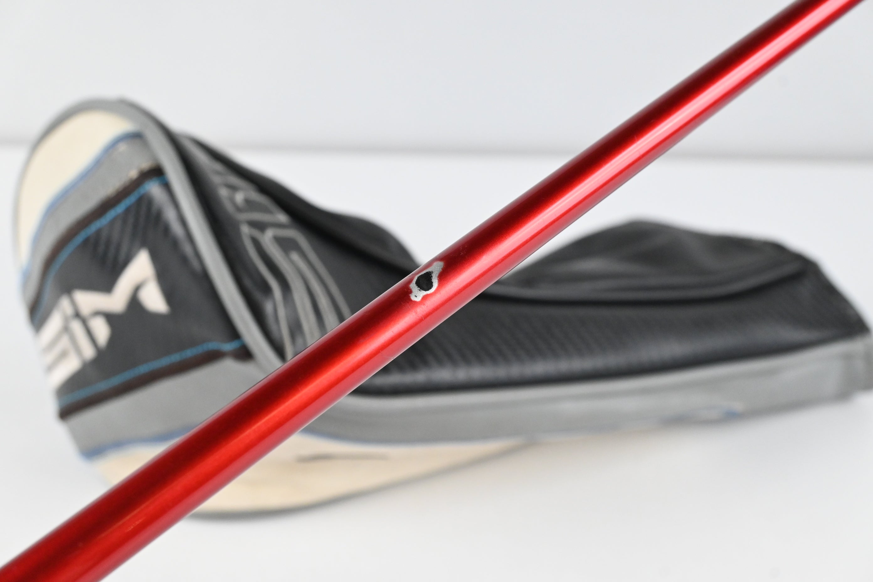 Taylormade SIM Max Driver / 10.5 Degree / Regular Flex Fujikura Ventus Red 5