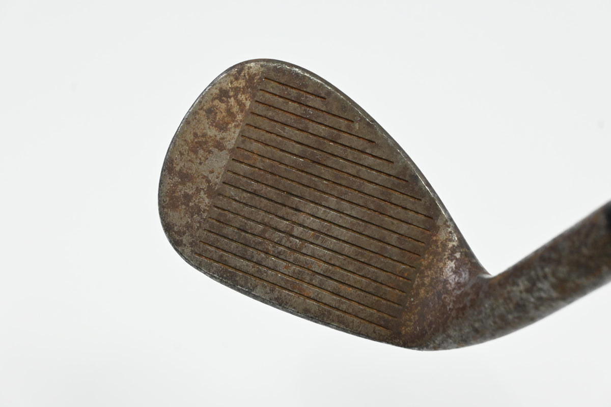 Nike Engage Gap Wedge / 52 Degree / Wedge Flex Dynamic Gold