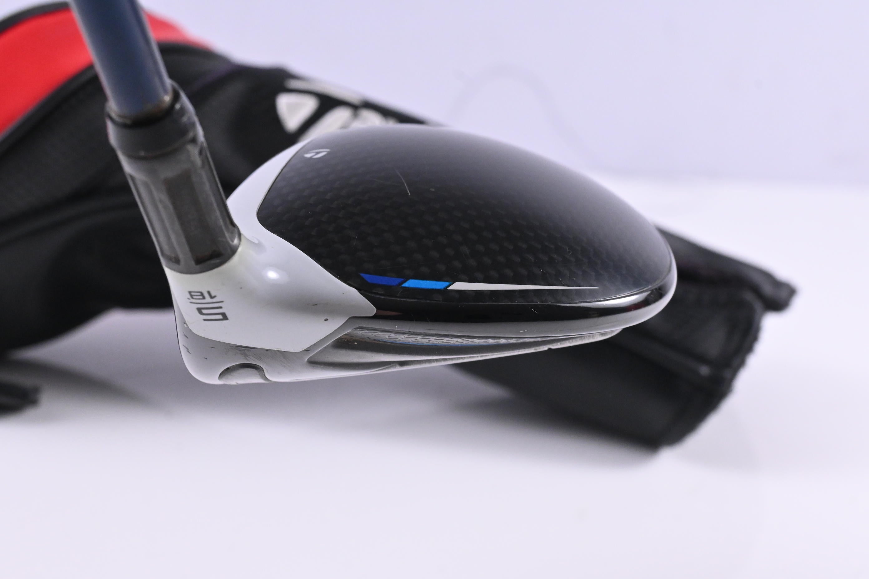 Taylormade SIM2 Max #5 Wood / 18 Degree / Regular Flex Fujikura Ventus Blue 5