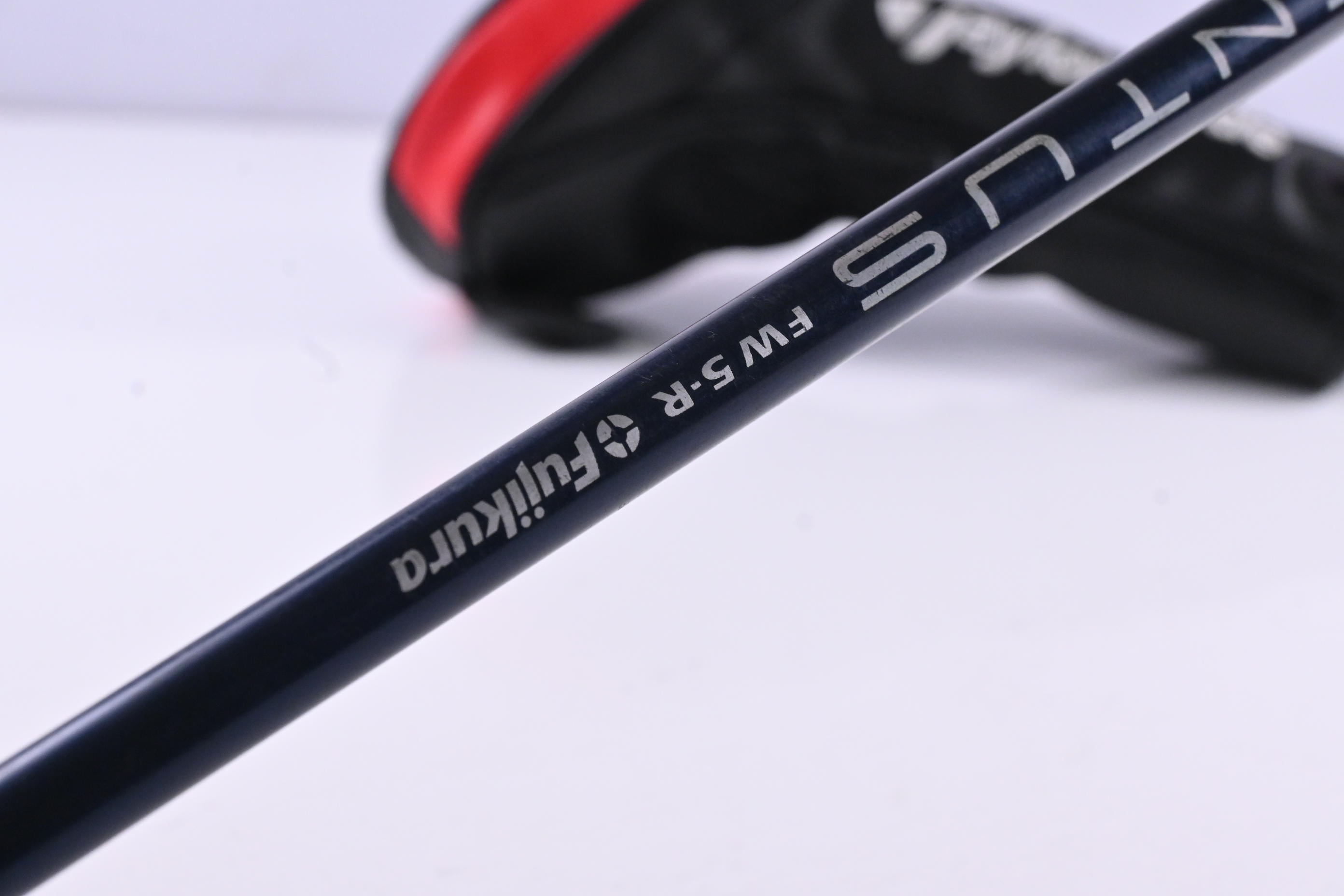 Taylormade SIM2 Max #5 Wood / 18 Degree / Regular Flex Fujikura Ventus Blue 5