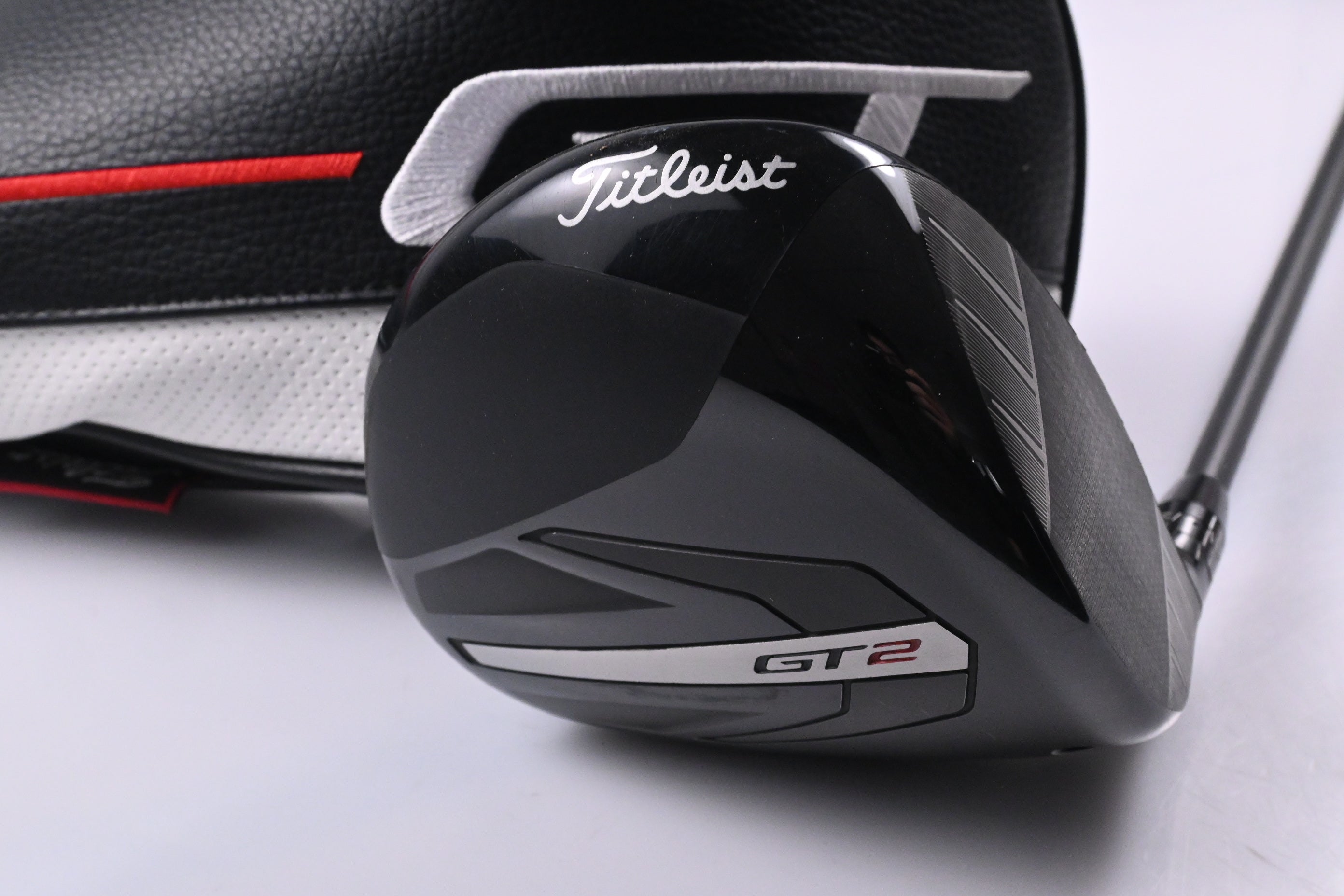 Titleist GT2 Driver / 8 Degree / Stiff Flex Project X HZRDUS GEN5 Black 60 Shaft
