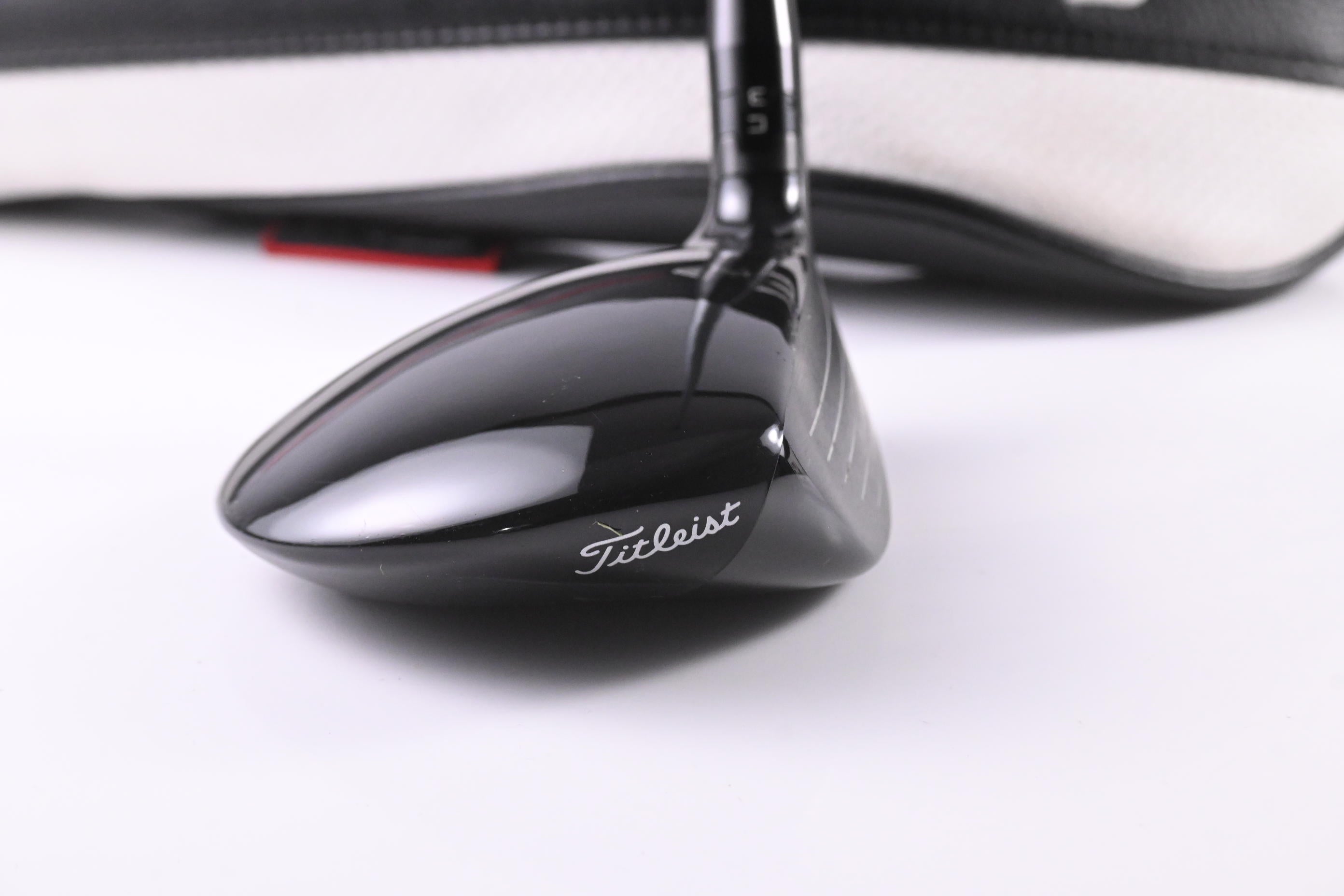 Titleist GT1 #5 Wood / 18 Degree / Regular Flex Fujikura Air Speeder 40 Shaft