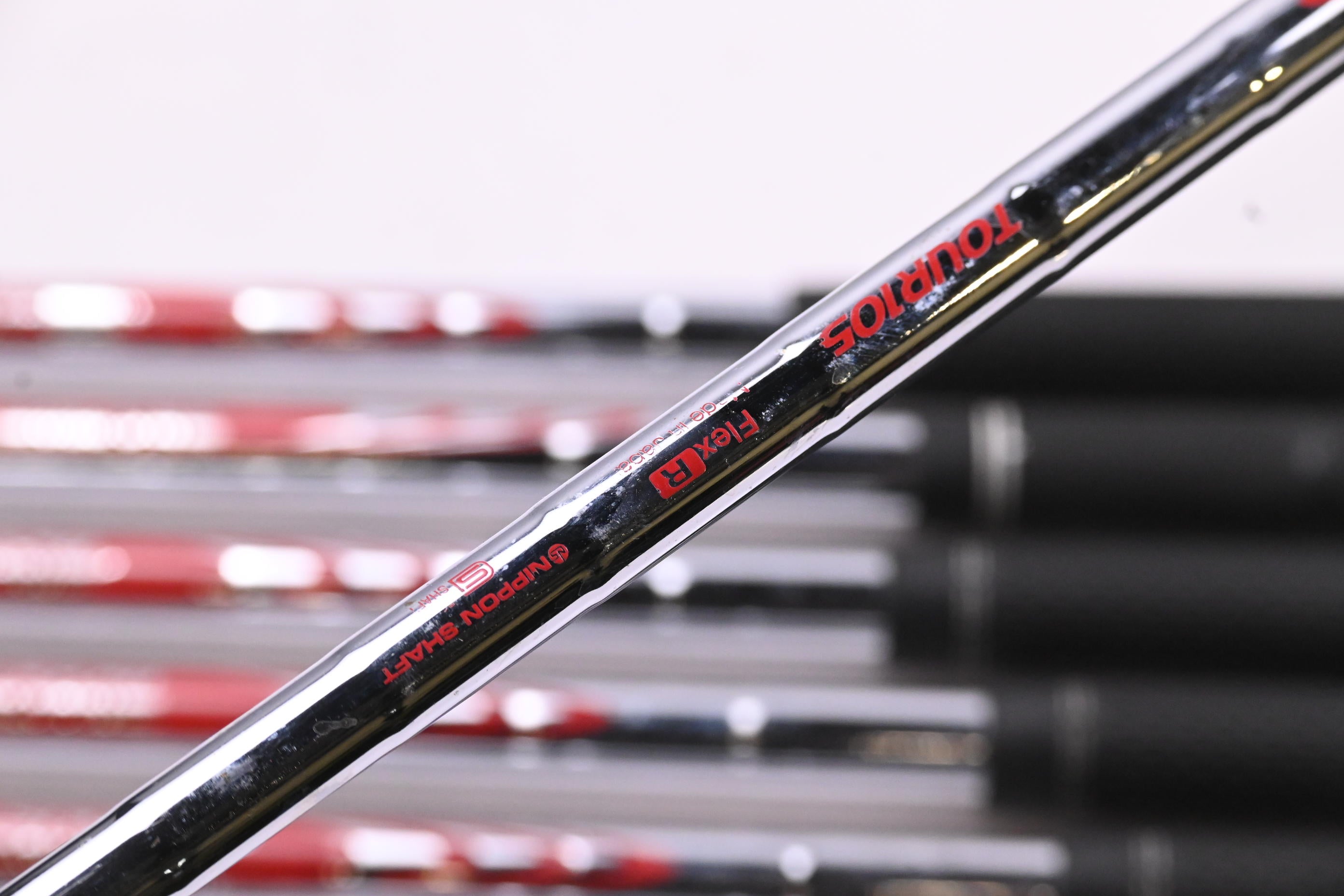 Callaway Apex 19 Irons / 4-PW+GW / Regular Flex N.S.Pro Modus³ Tour 105 Shafts