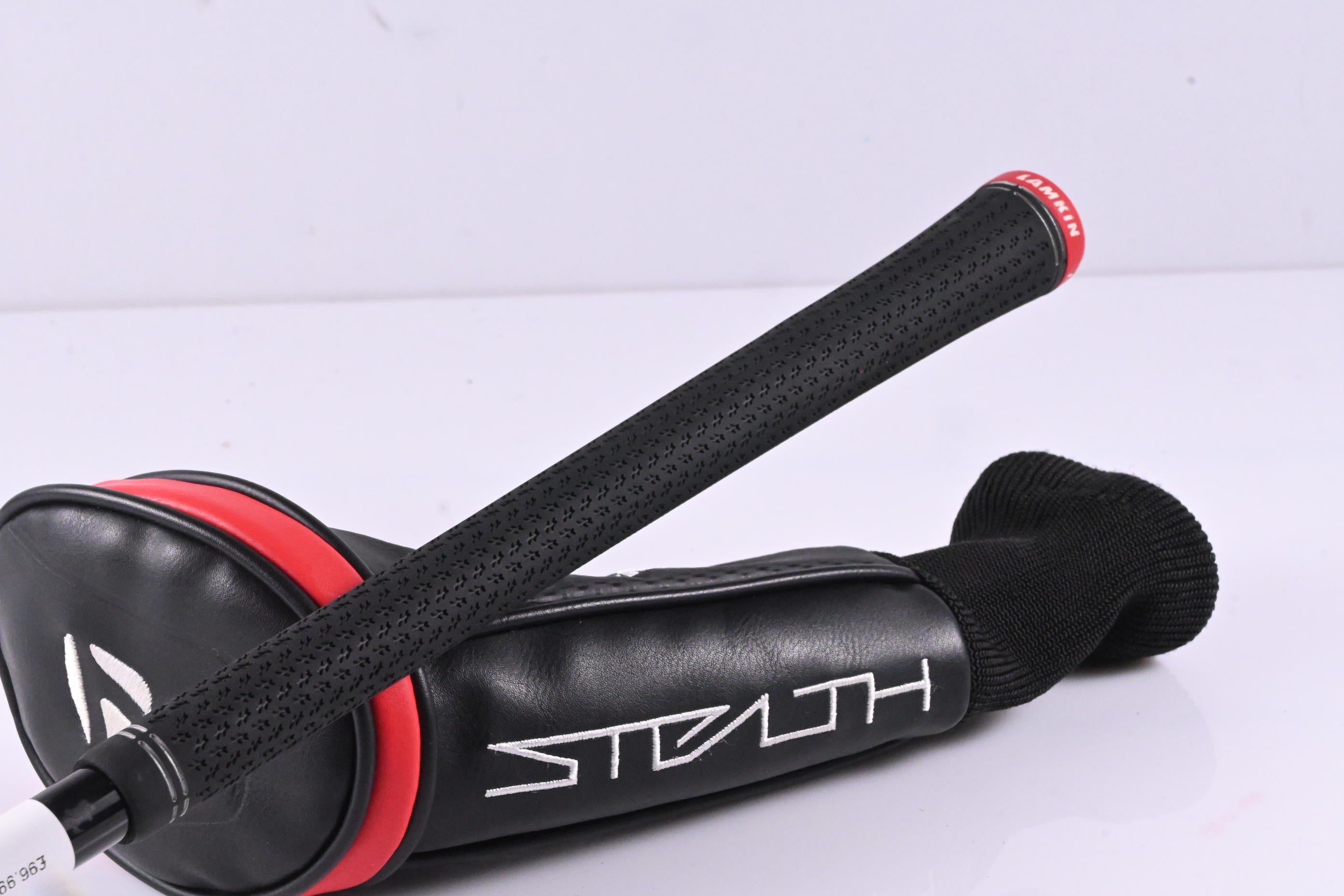 Left Hand Taylormade Stealth #4 Hybrid / 22 Degree / Regular Flex Ventus Red 6