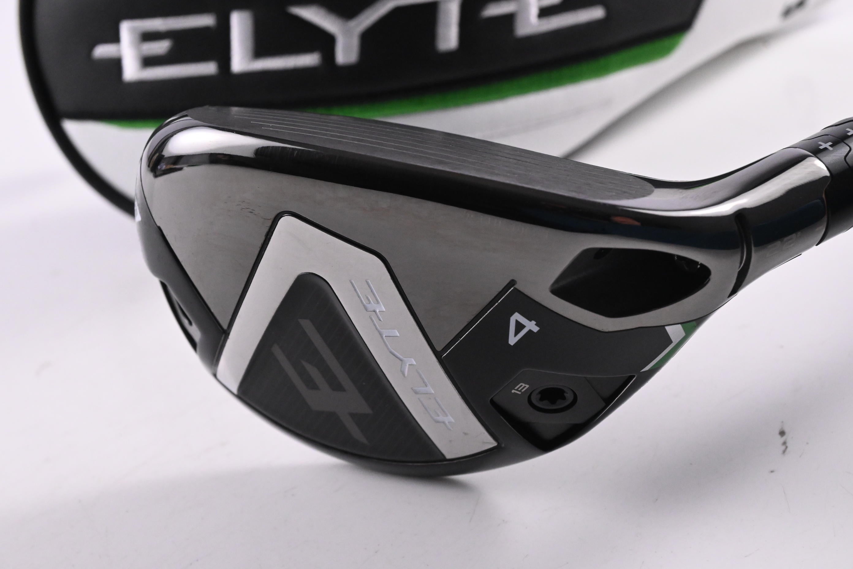 Callaway Elyte #4 Hybrid / 22 Degree / Regular Flex Denali Charcoal 60 Shaft