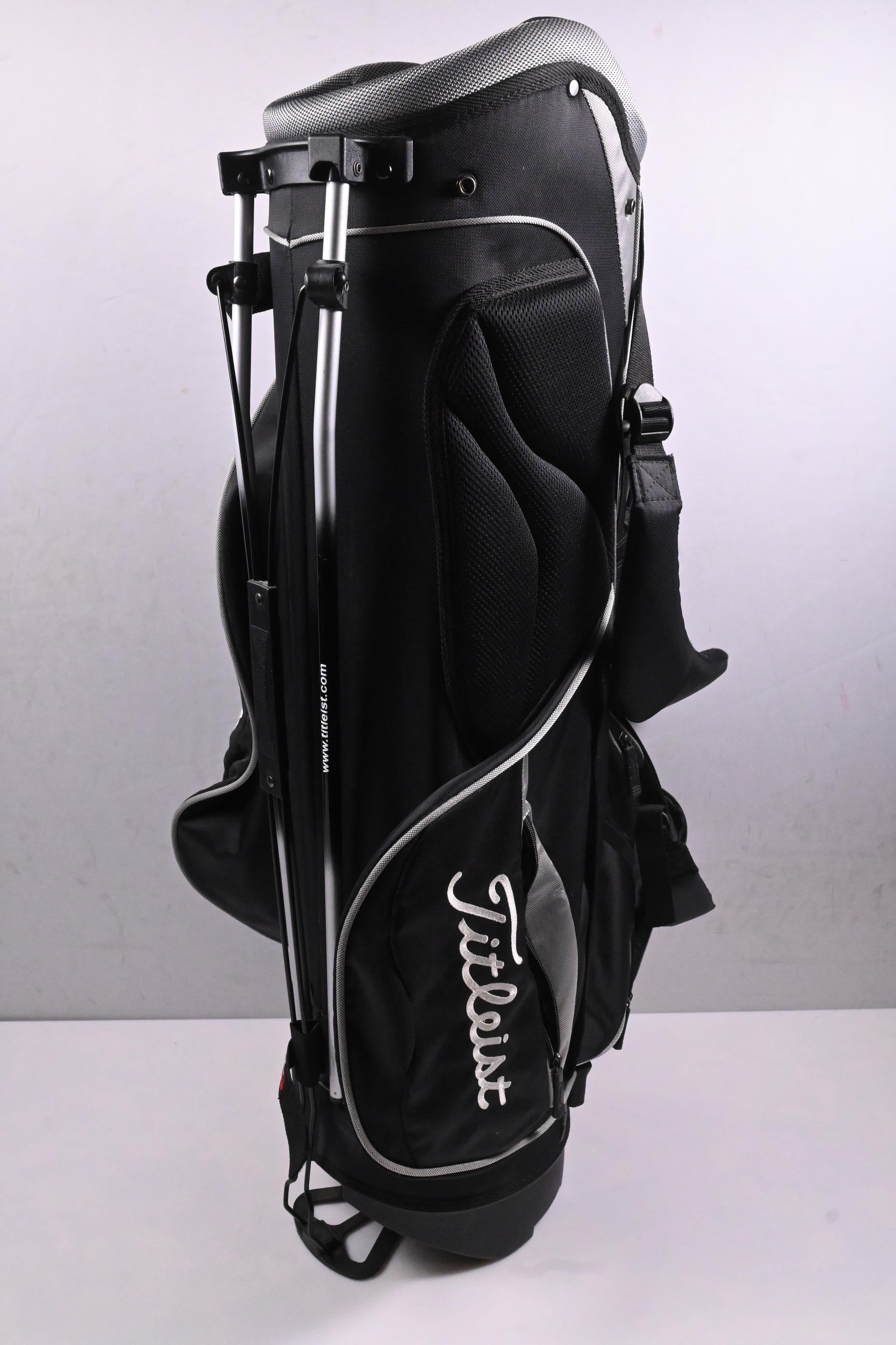 Titleist Stand Bag / 6-Way Divider / Black