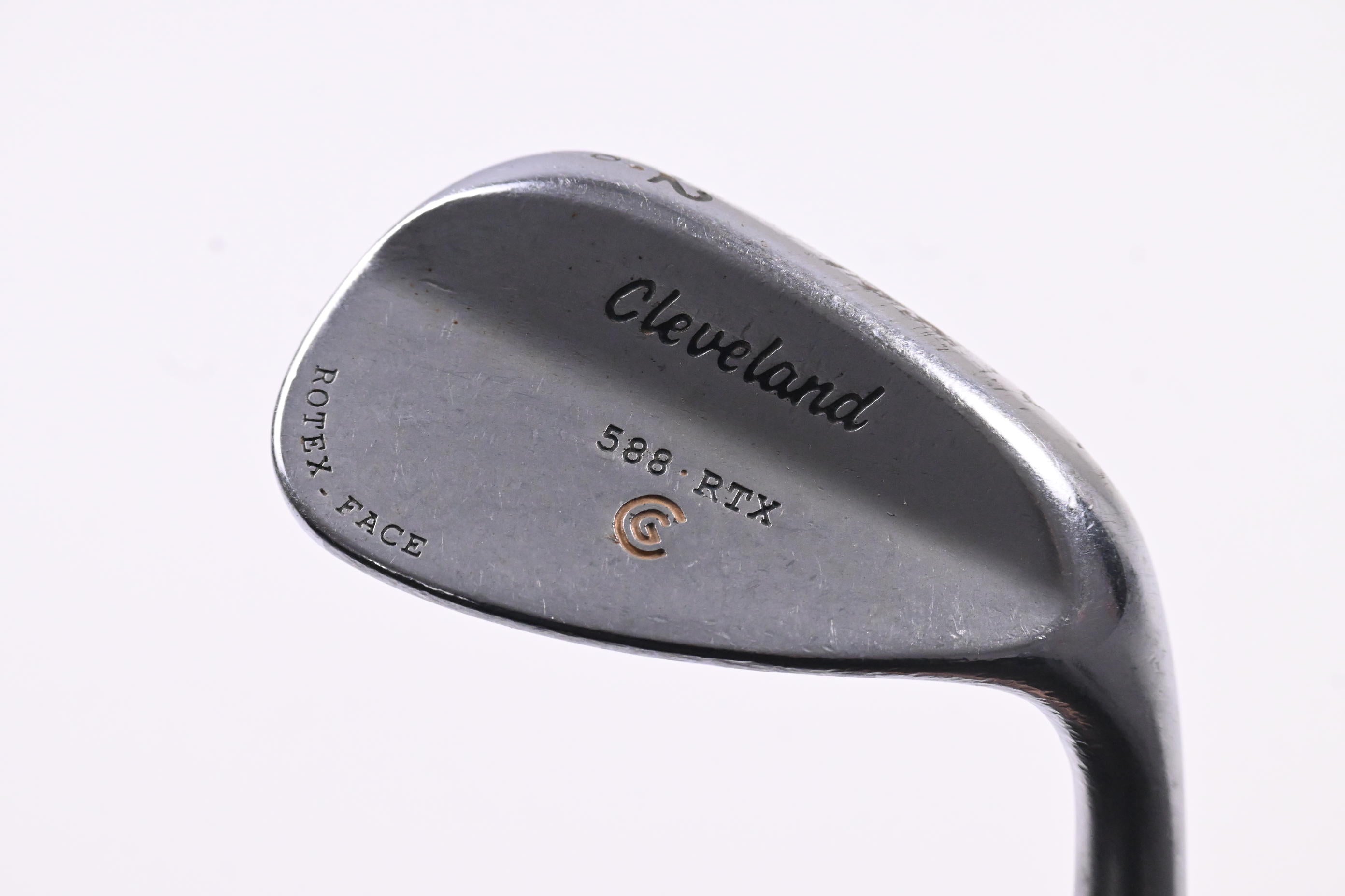 Cleveland 588 Precision Forged Gap Wedge / 52 Degree / Wedge Flex Dynamic Gold