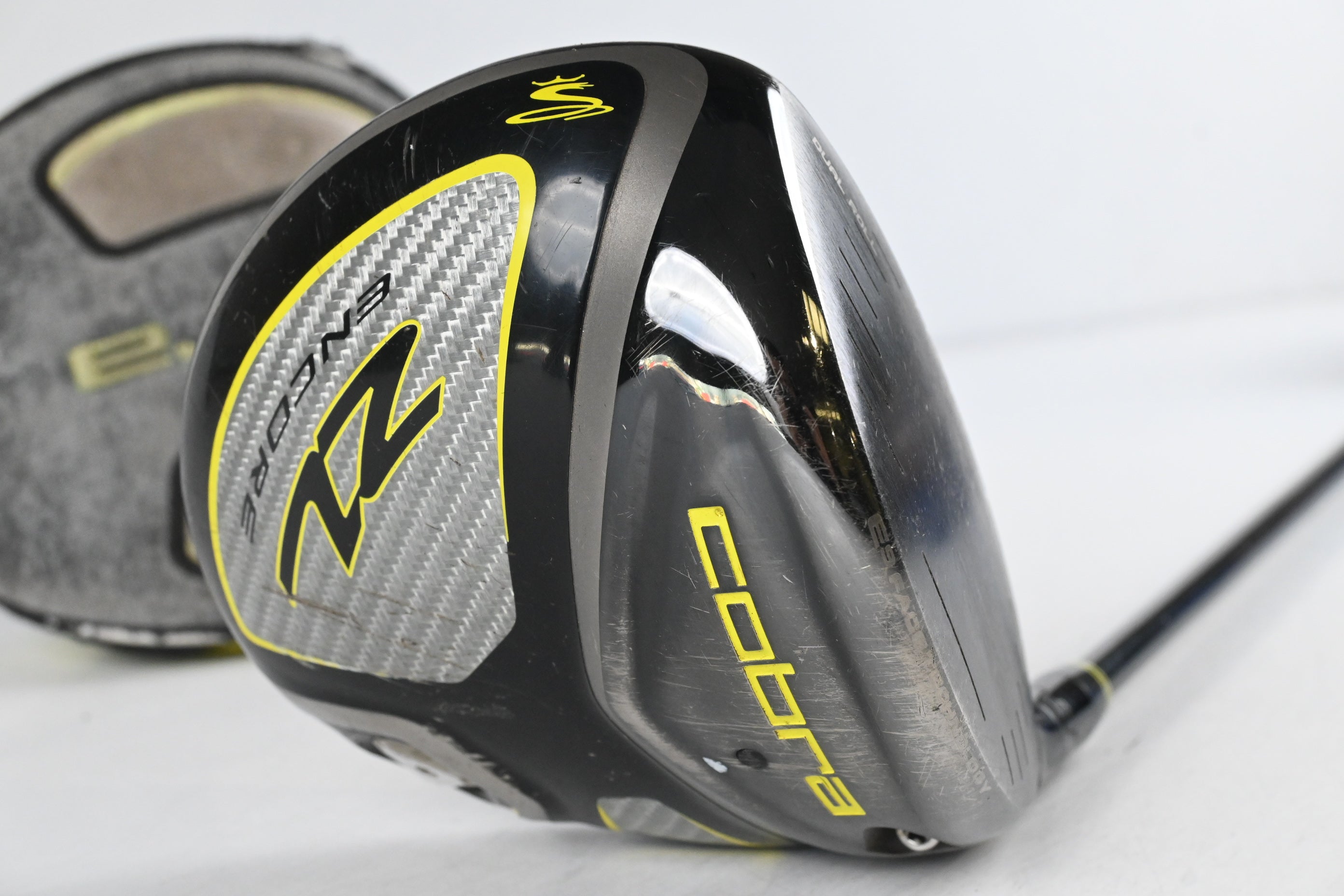 Cobra ZL Encore Driver / 10.5 Degree / Regular Flex Fujikura Motore F3 55 Shaft