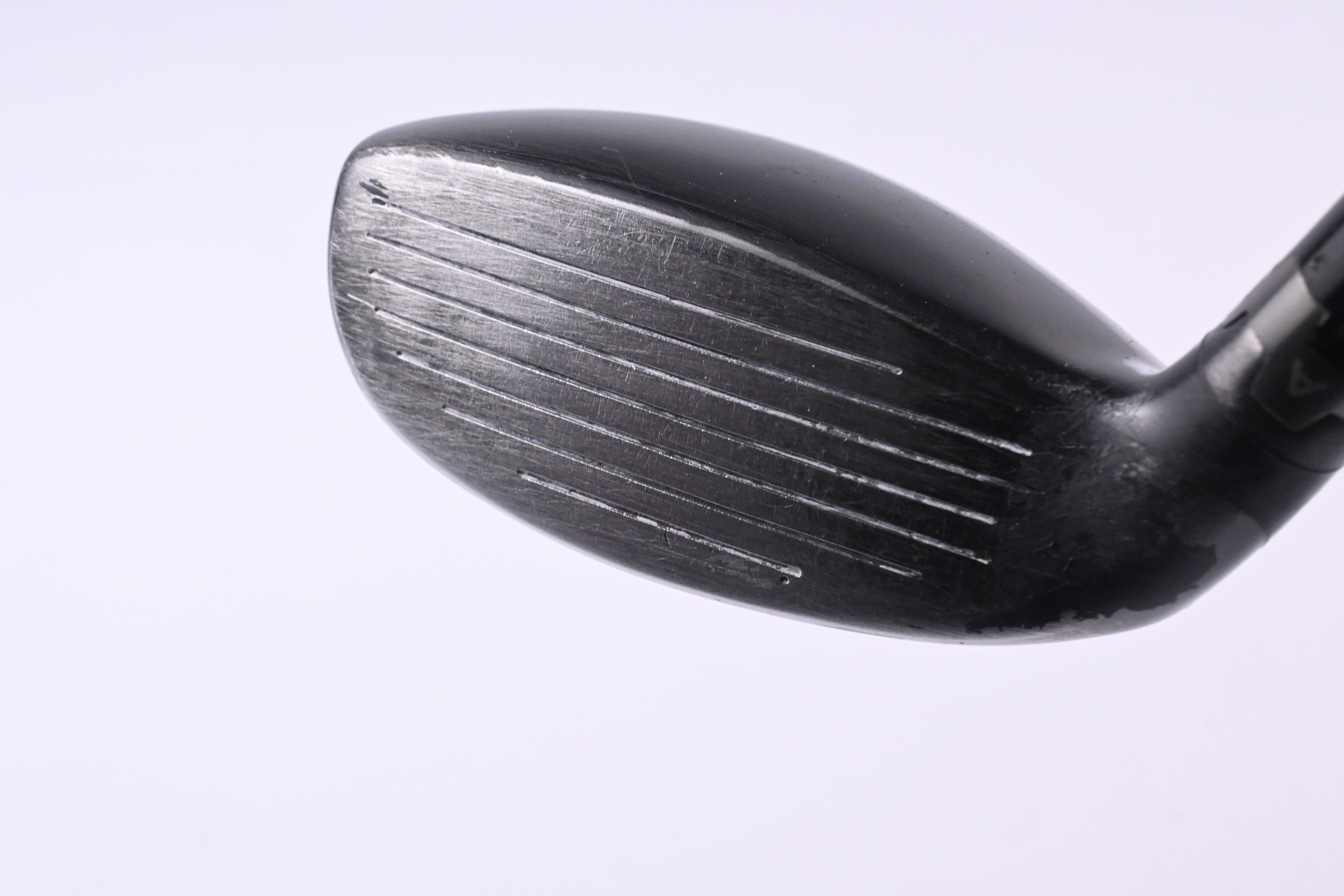 Titleist 913H #3 Hybrid / 19 Degree / Stiff Flex Diamana D+ White 92 Shaft