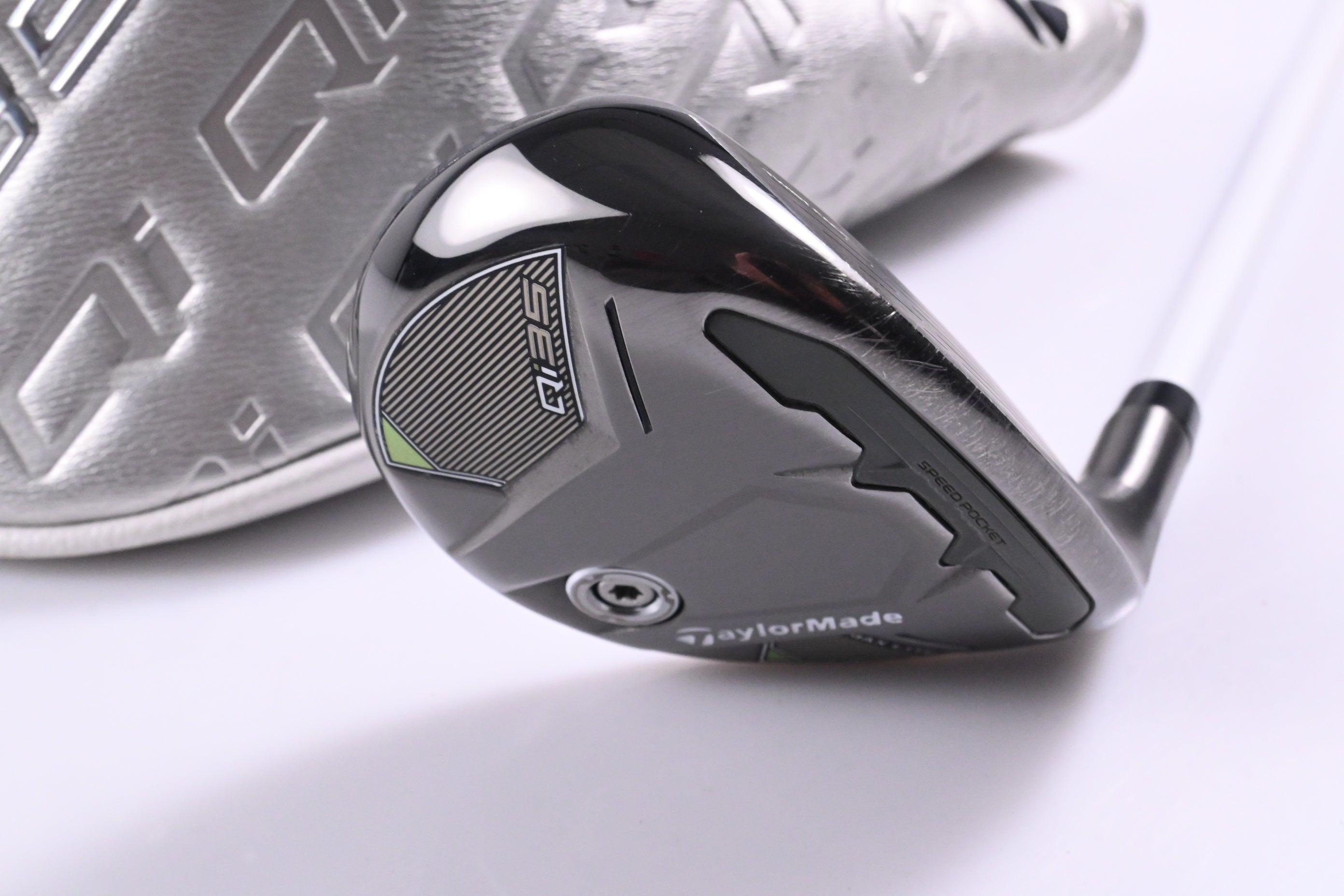 Ladies Taylormade Qi35 Max Lite #6 Hybrid / 31 Degree / Ladies Air Speeder 40