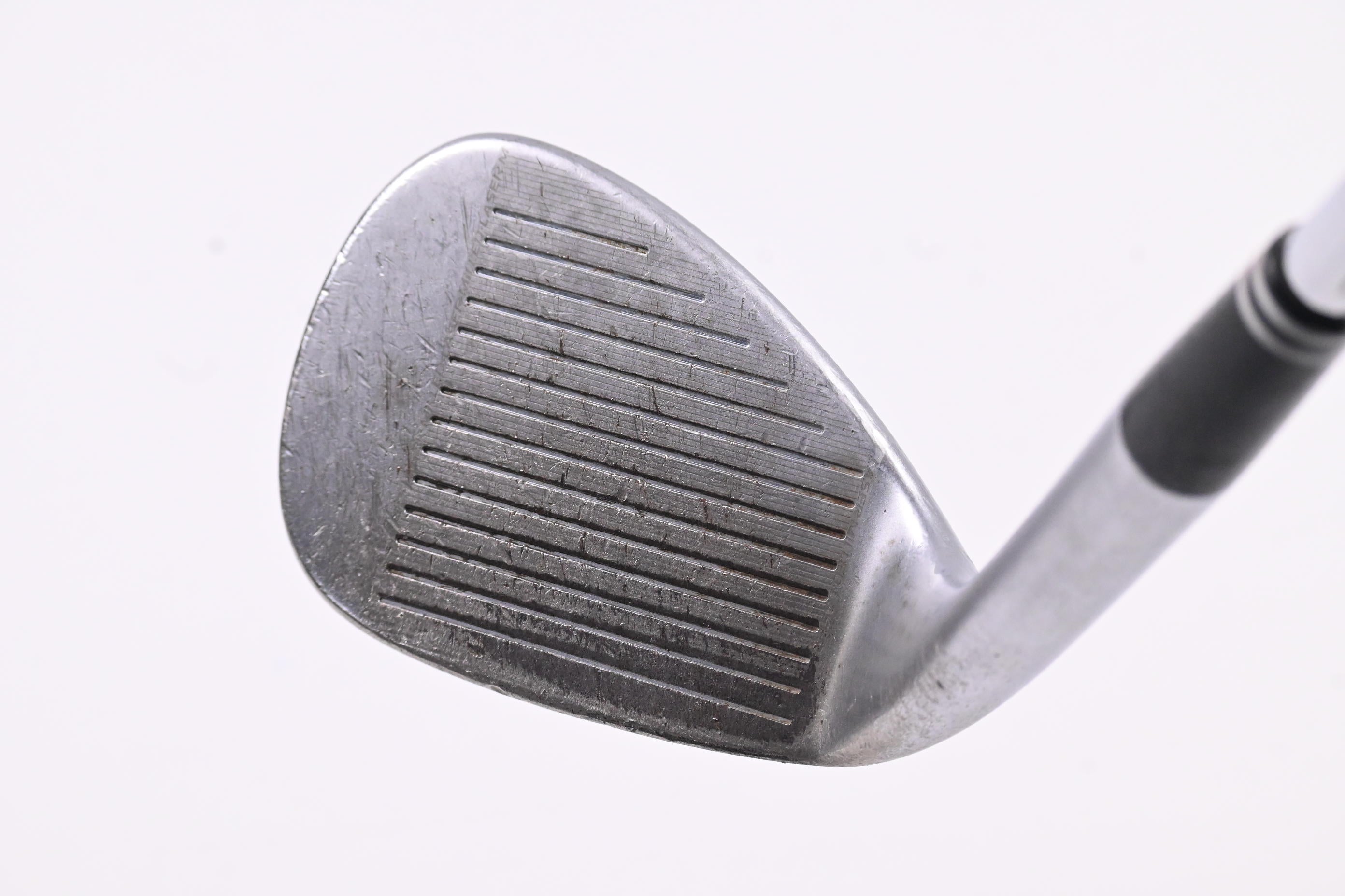 Cleveland 588 Precision Forged Sand Wedge / 56 Degree / Wedge Flex Tour Concept