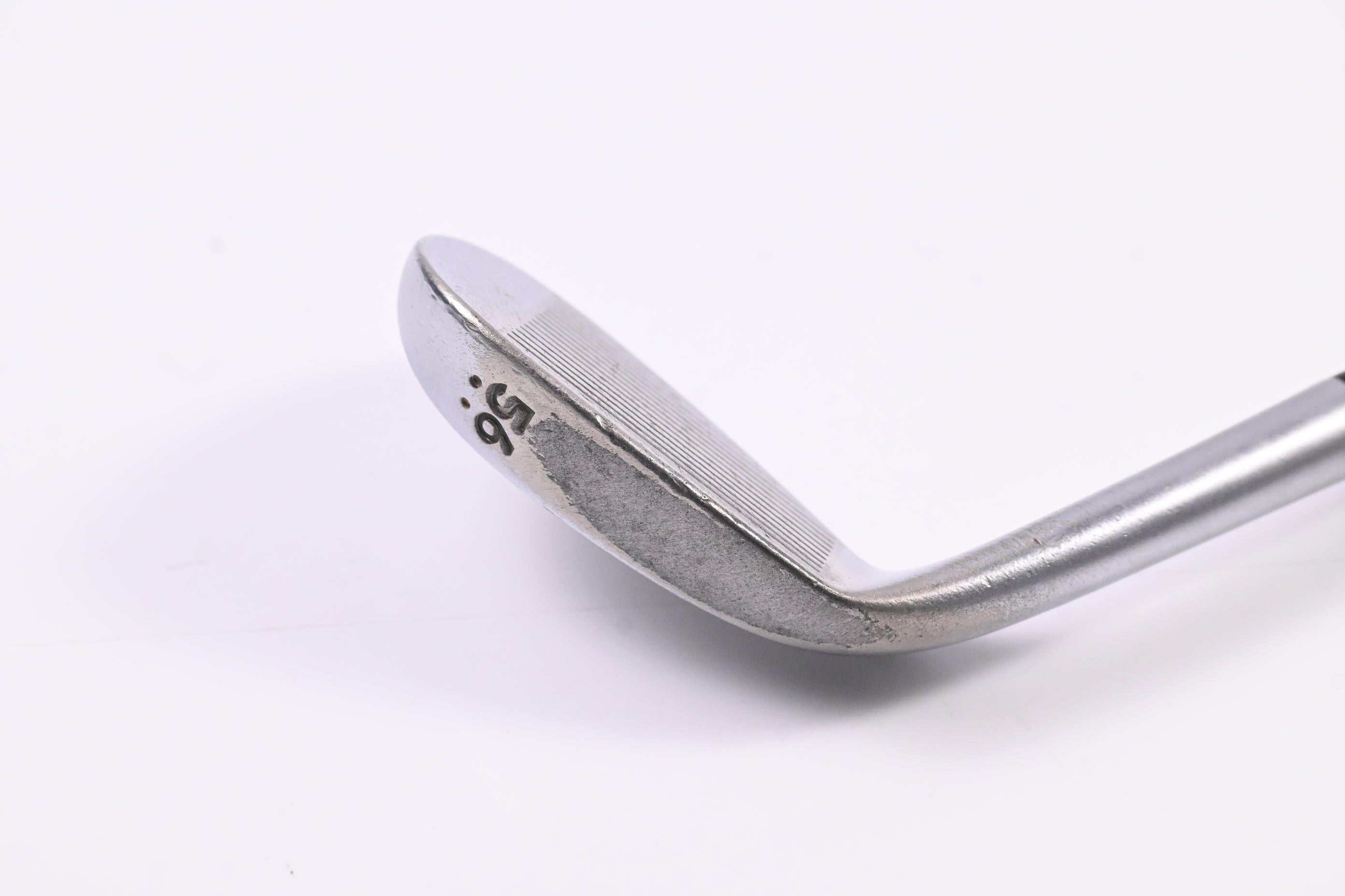 Cleveland 588 Precision Forged Sand Wedge / 56 Degree / Wedge Flex Tour Concept