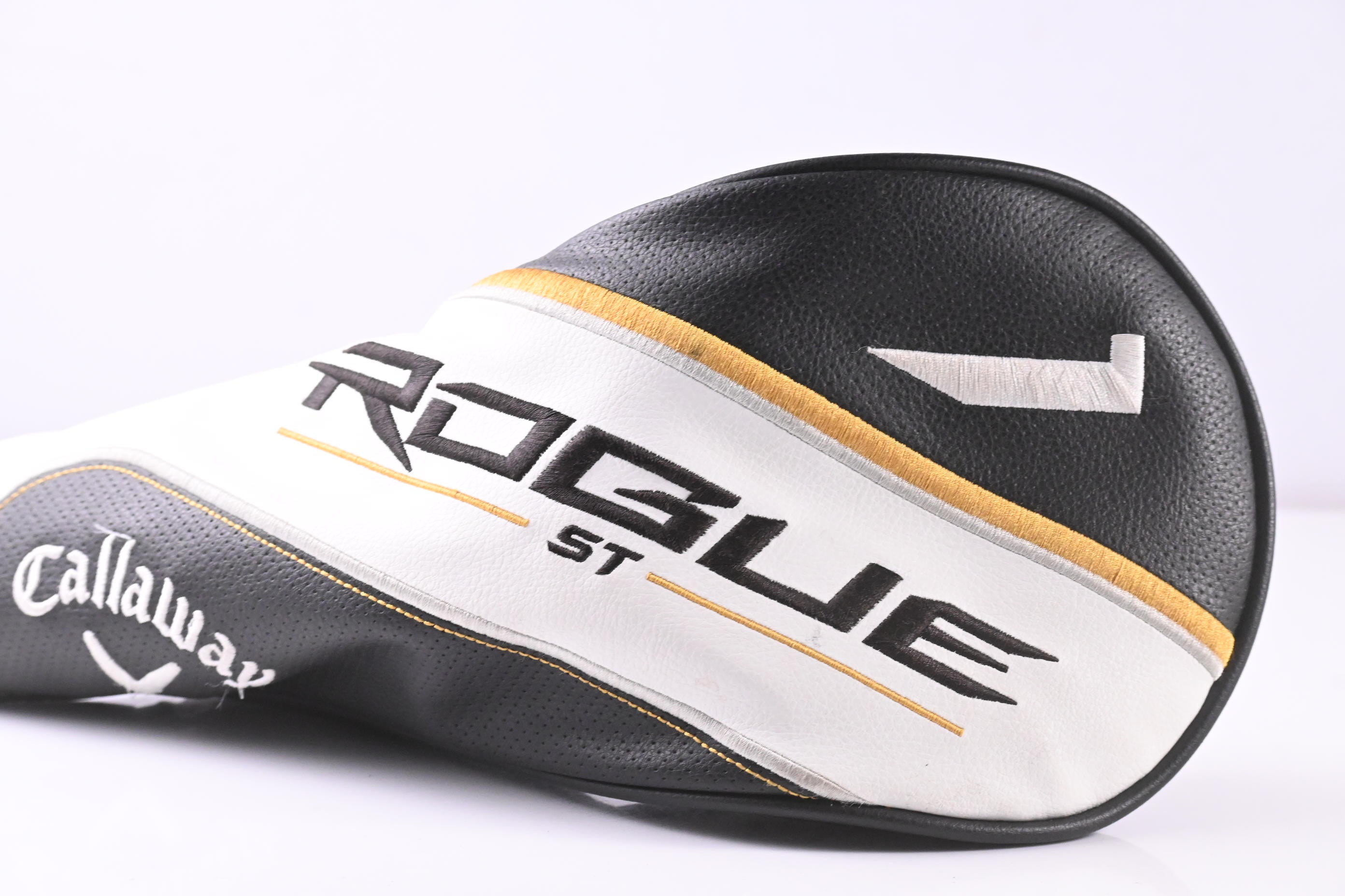 Tour Issue Callaway Rogue ST MAX D Driver / 9 Degree / Regular Flex Tensei AV