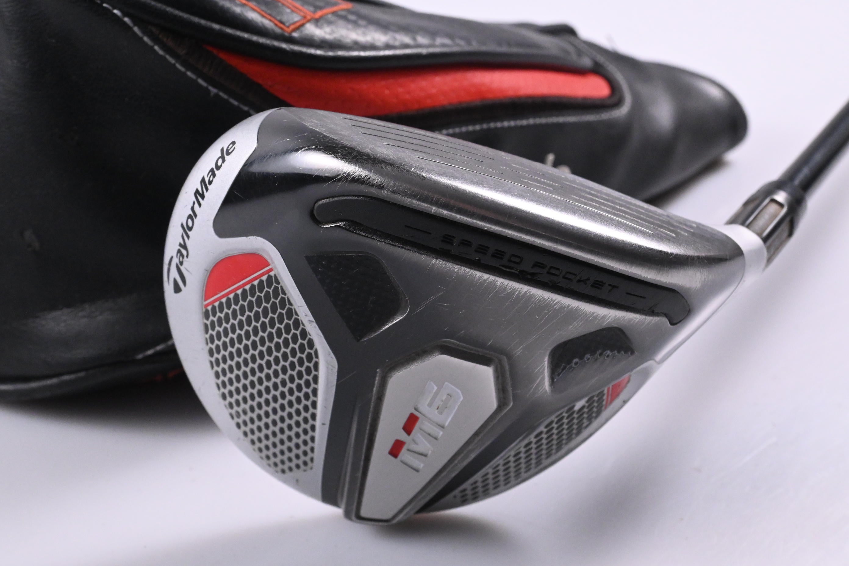 Taylormade M6 #5 Wood / 18 Degree / Regular Flex Fujikura Atmos Orange 5 Shaft