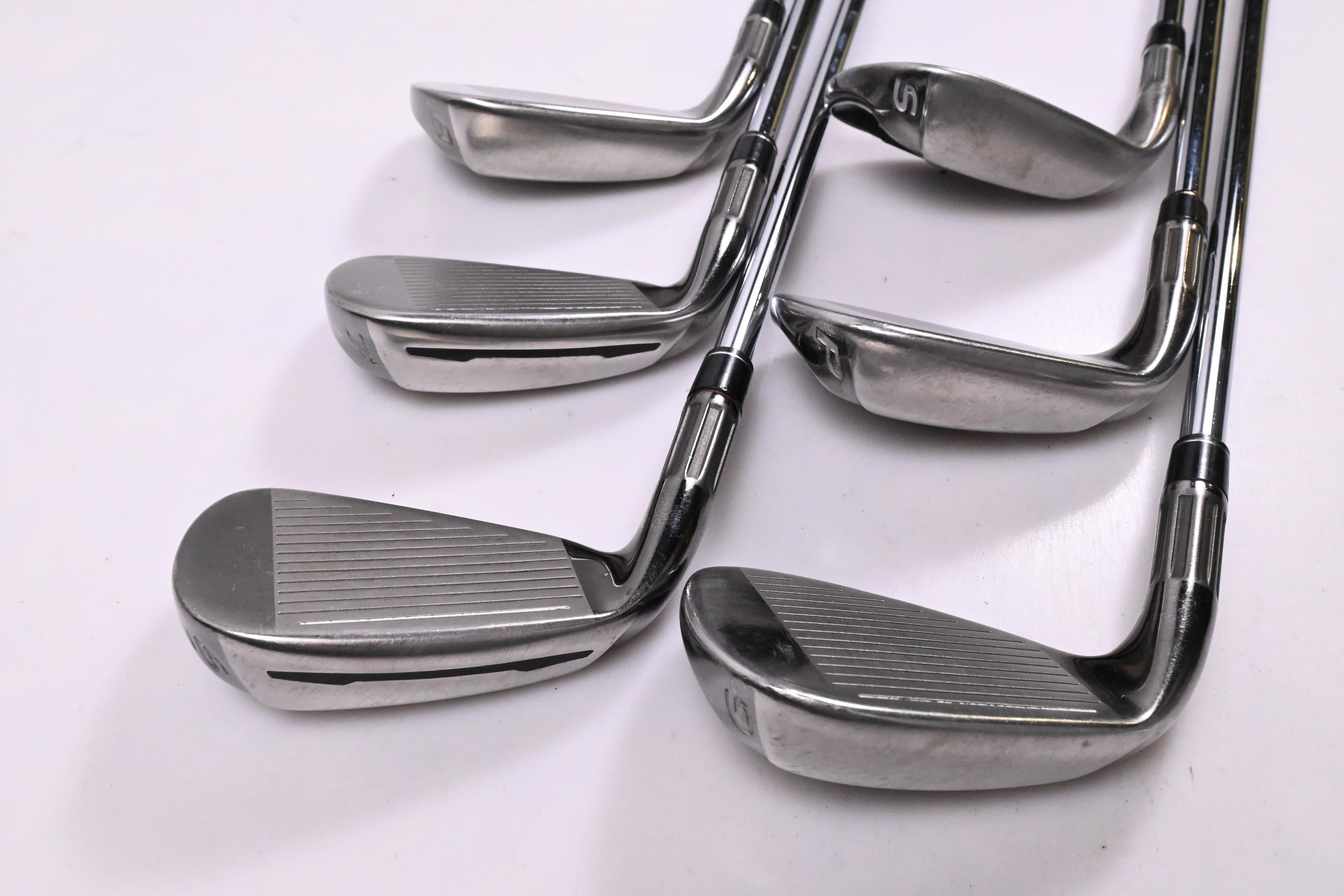 Taylormade M2 2016 Irons / 6-PW+SW / Regular Flex Reax 88 Shafts