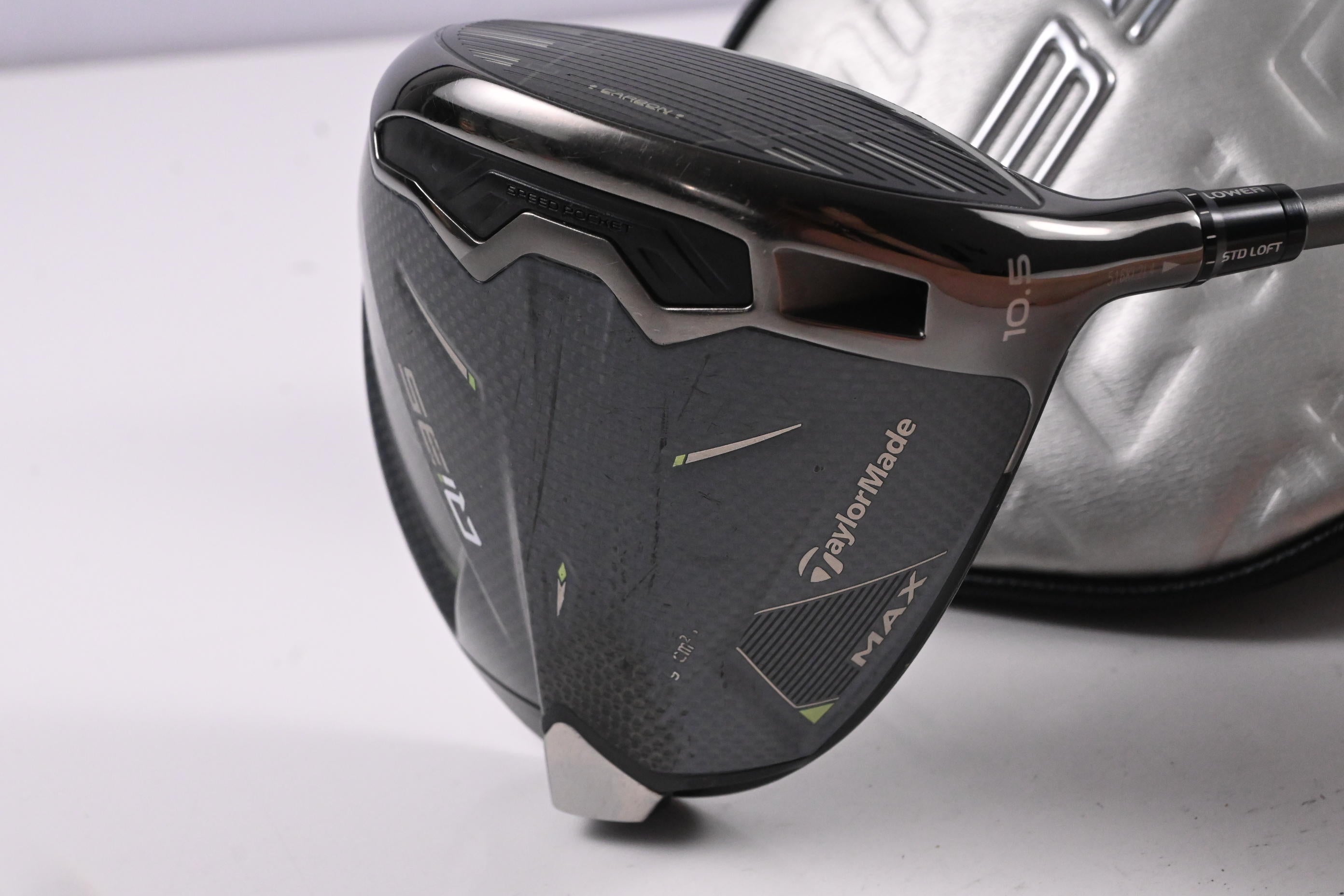 Taylormade Qi35 Max Driver / 10.5 Degree / Regular Flex REAX Blue 40 Shaft