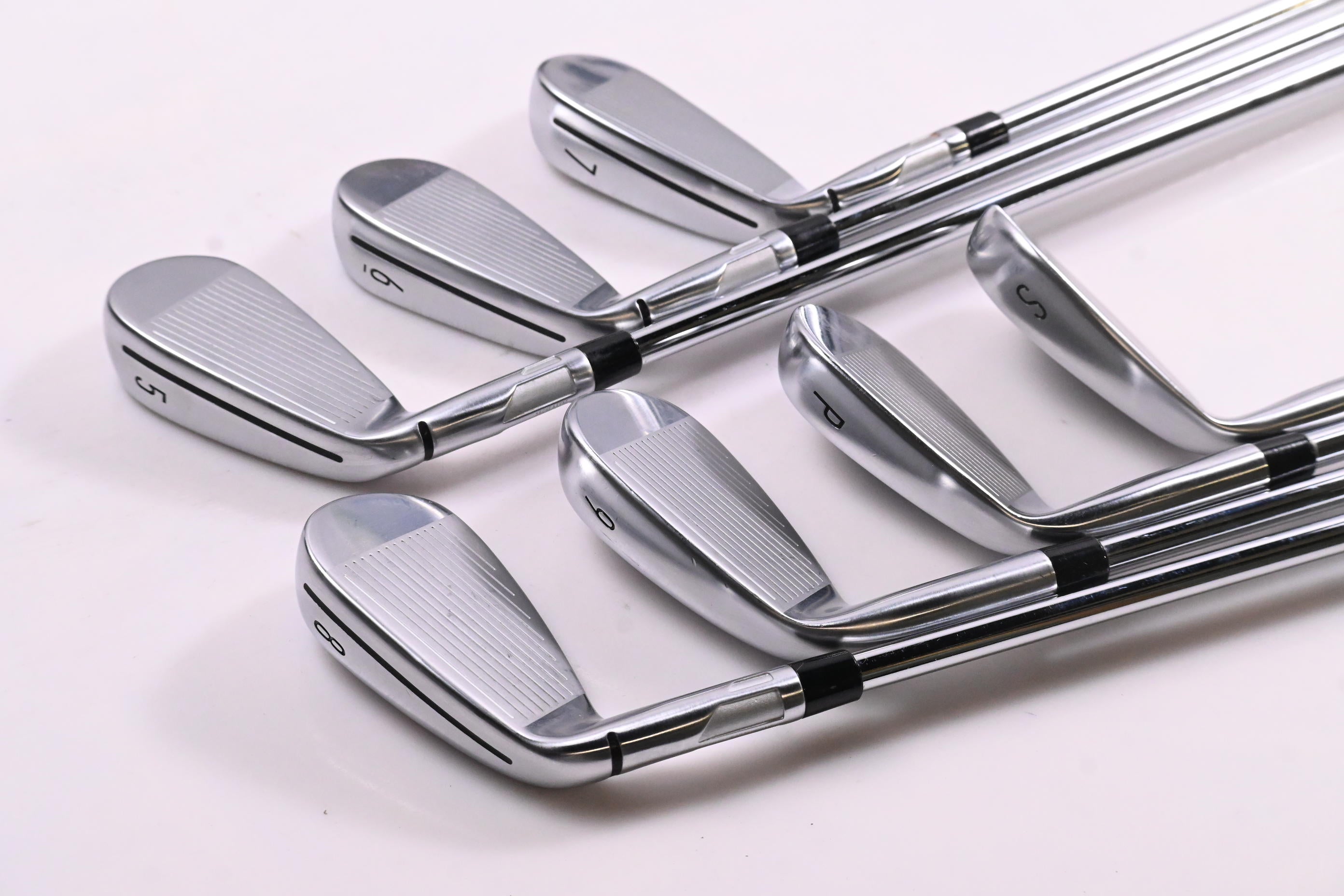 Taylormade Qi Irons / 5-PW+SW / Stiff Flex KBS MAX MT 85 Shafts