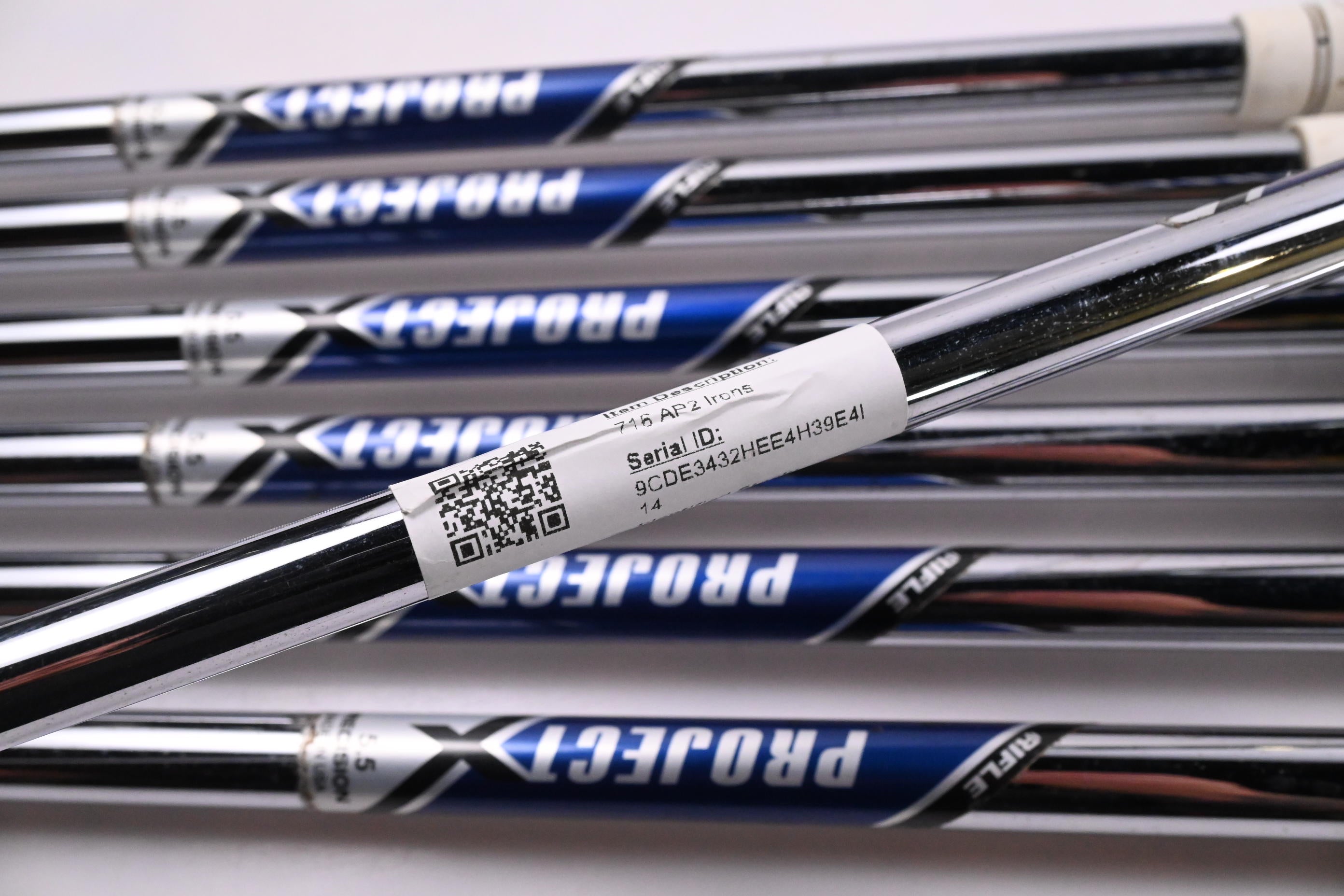 Titleist 716 AP2 Irons / 4-PW / Regular Flex Project X Shafts