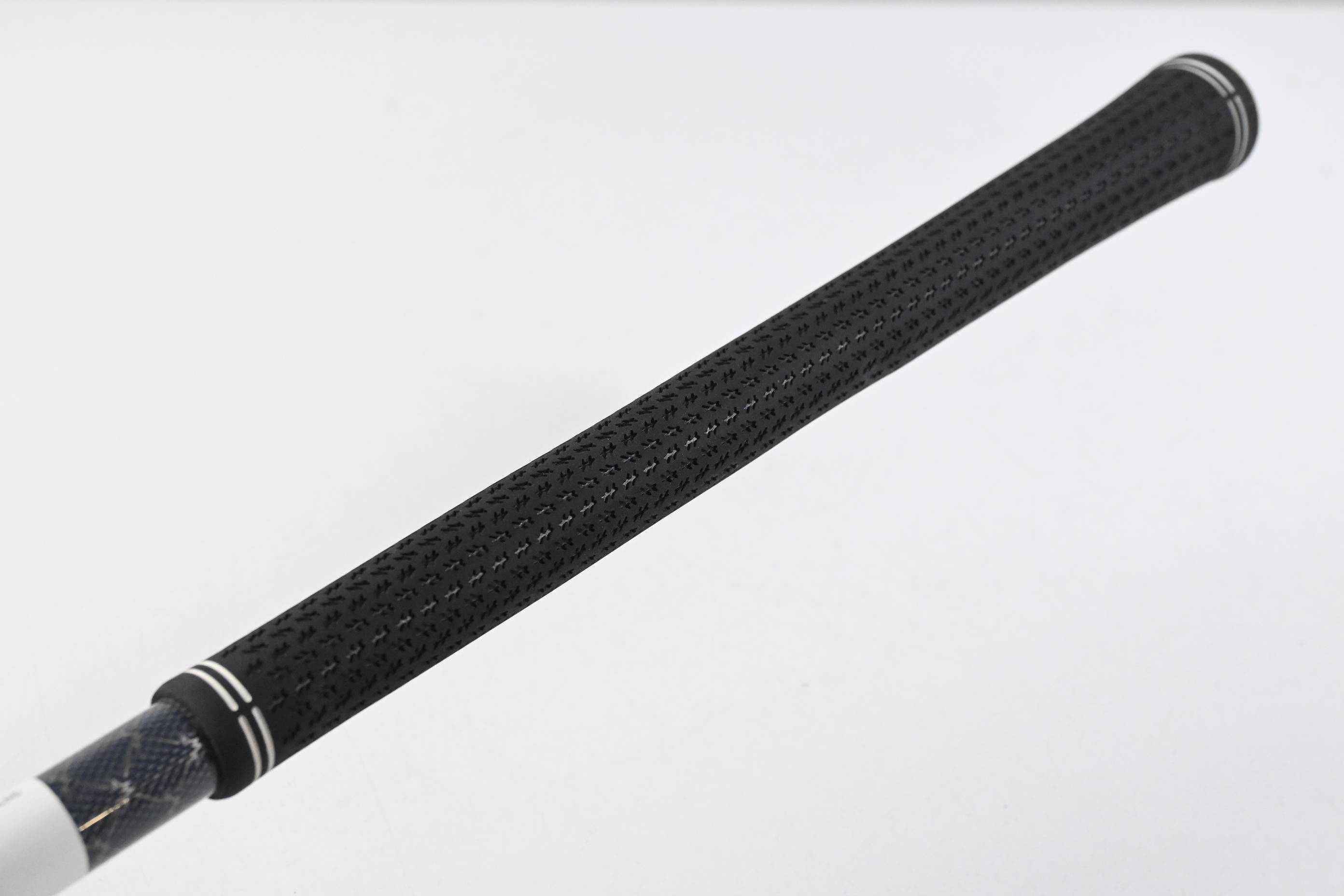 Left Hand Cleveland Launcher XL 2 Driver / 10.5 Degree / Regular Flex Tensei AV