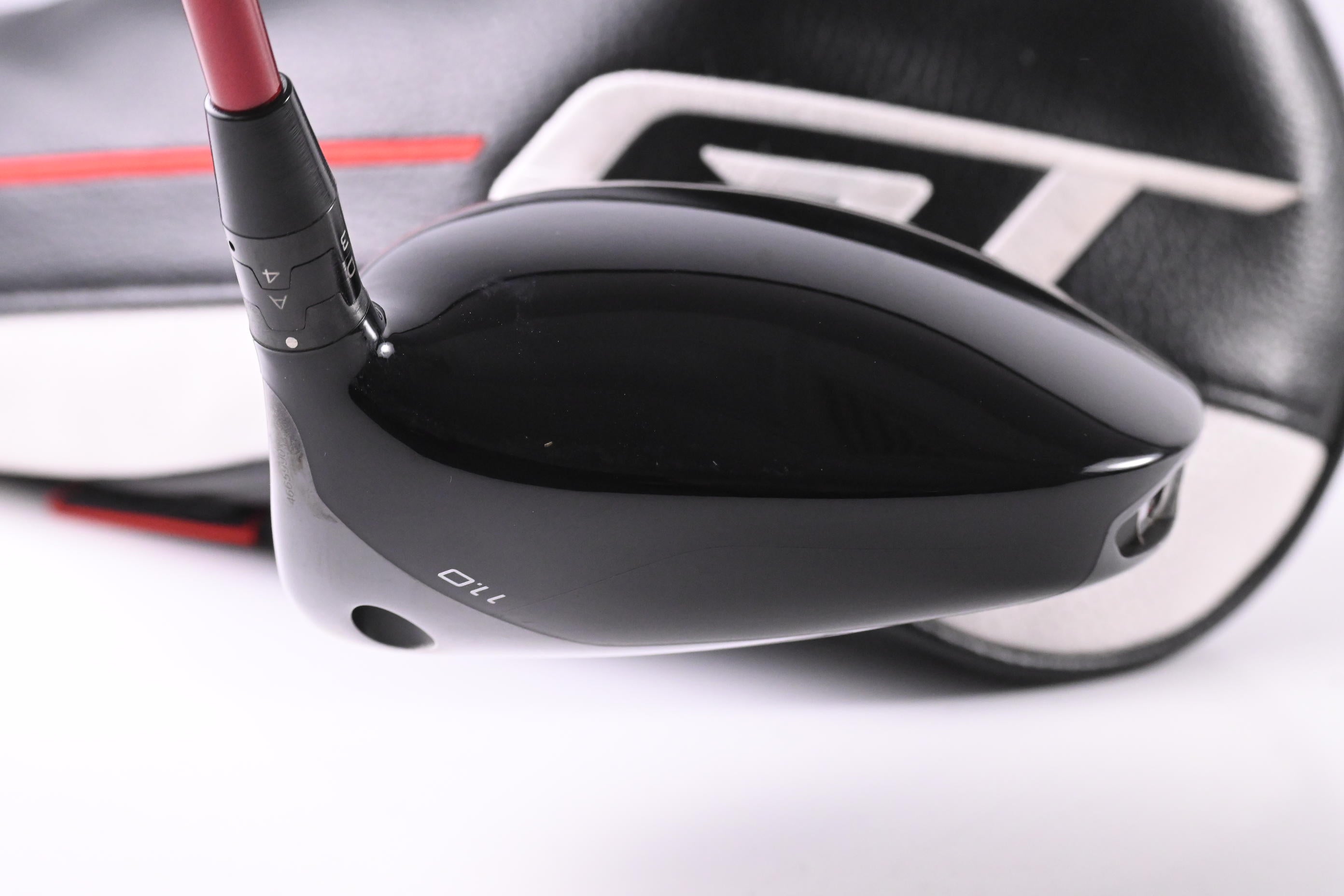 Titleist GT2 Driver / 11 Degree / Regular Flex Denali Red 50 Shaft