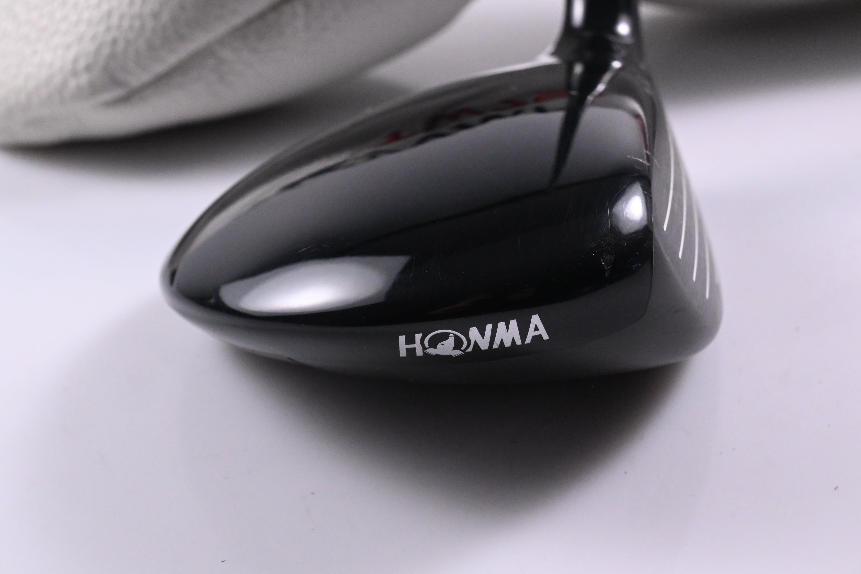 Honma TW 757 #5 Wood / 18 Degree / Regular Flex Wizard 50 Shaft