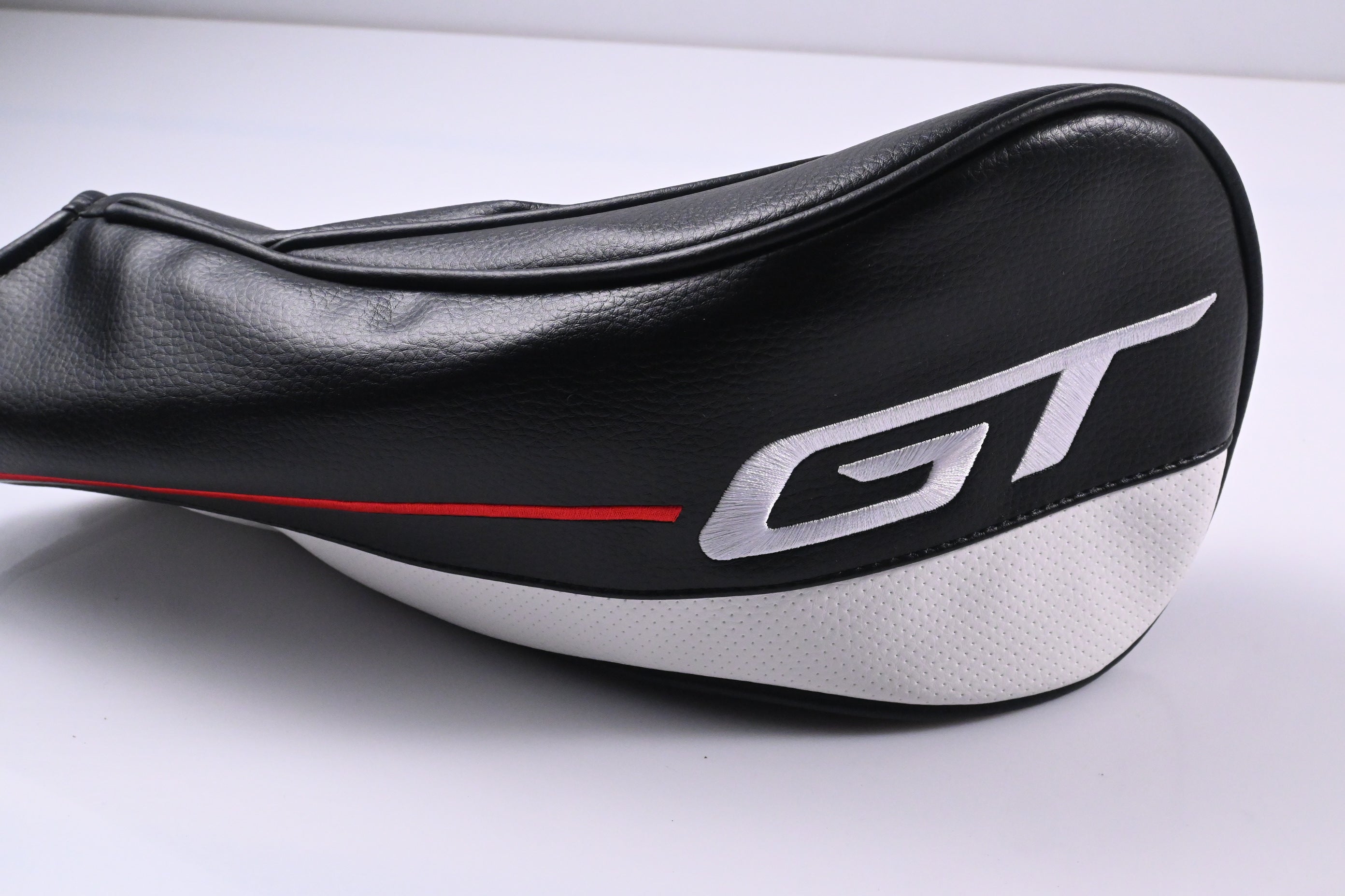 Left Hand Titleist GT2 Driver / 9 Degree / Regular Flex Denali Red 50 Shaft