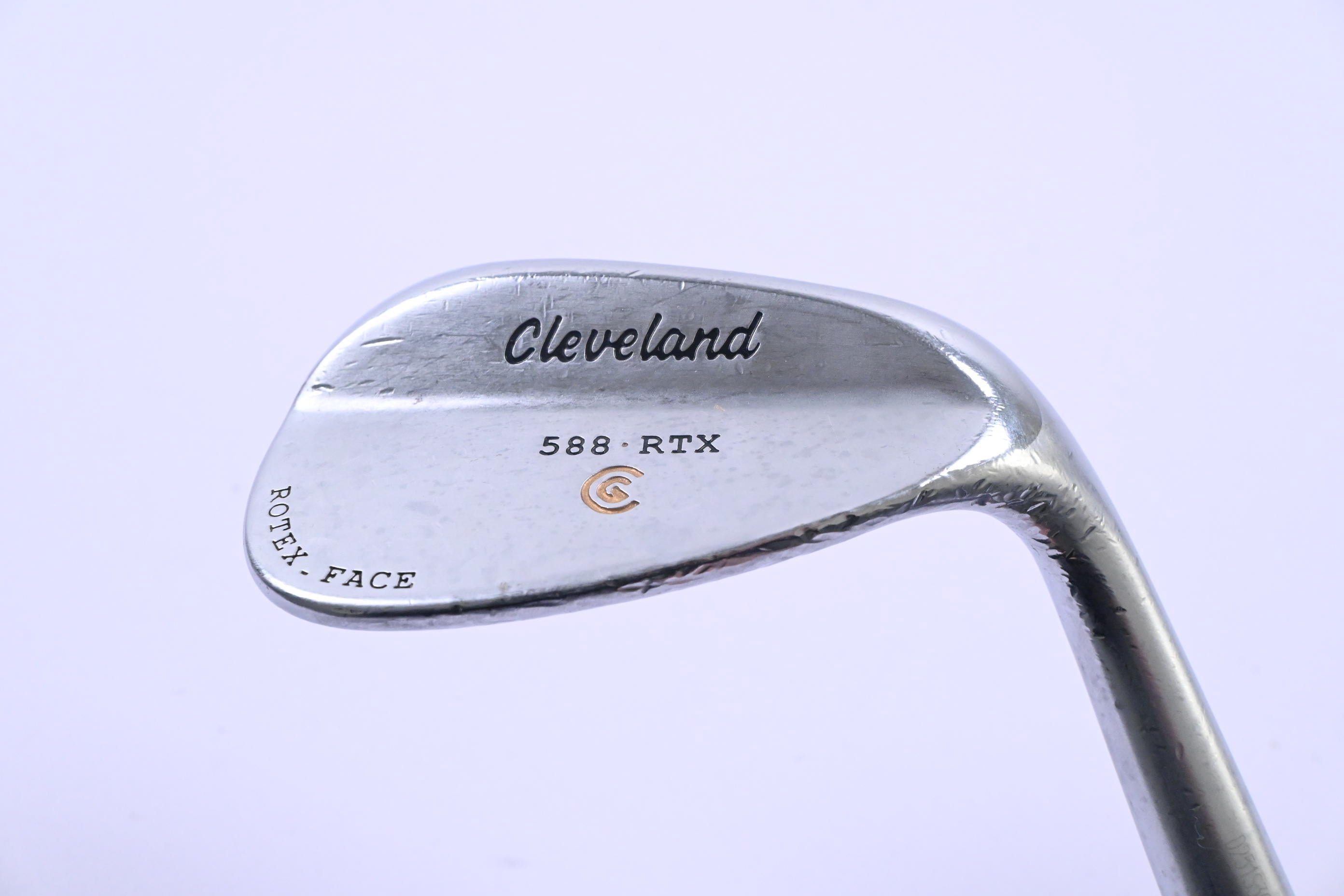Cleveland 588 RTX Gap Wedge / 52 Degree / Wedge Flex Dynamic Gold Shaft