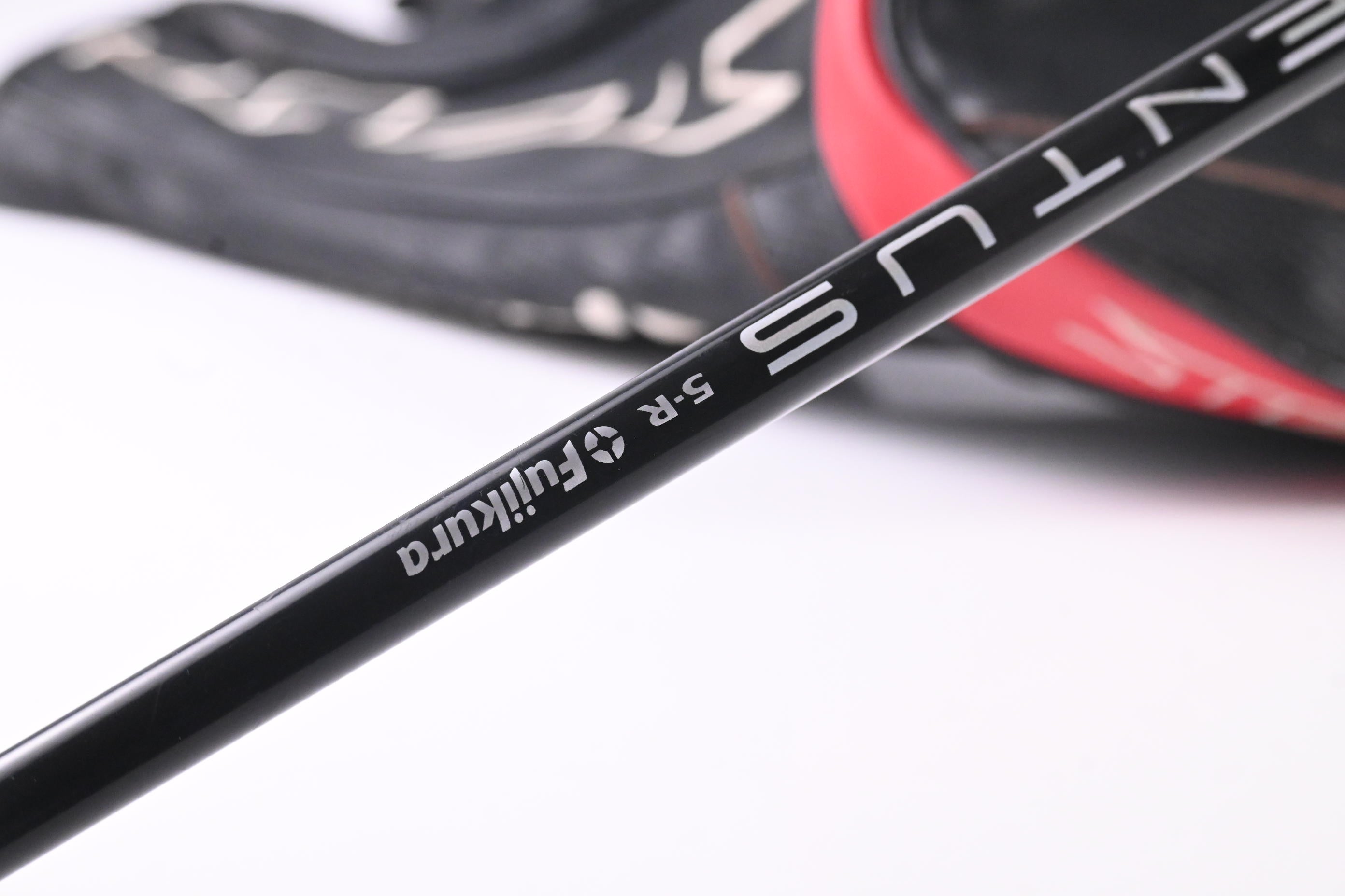 Taylormade Stealth 2 HD Driver / 10.5 Degree / Regular Flex Fujikura Ventus Red