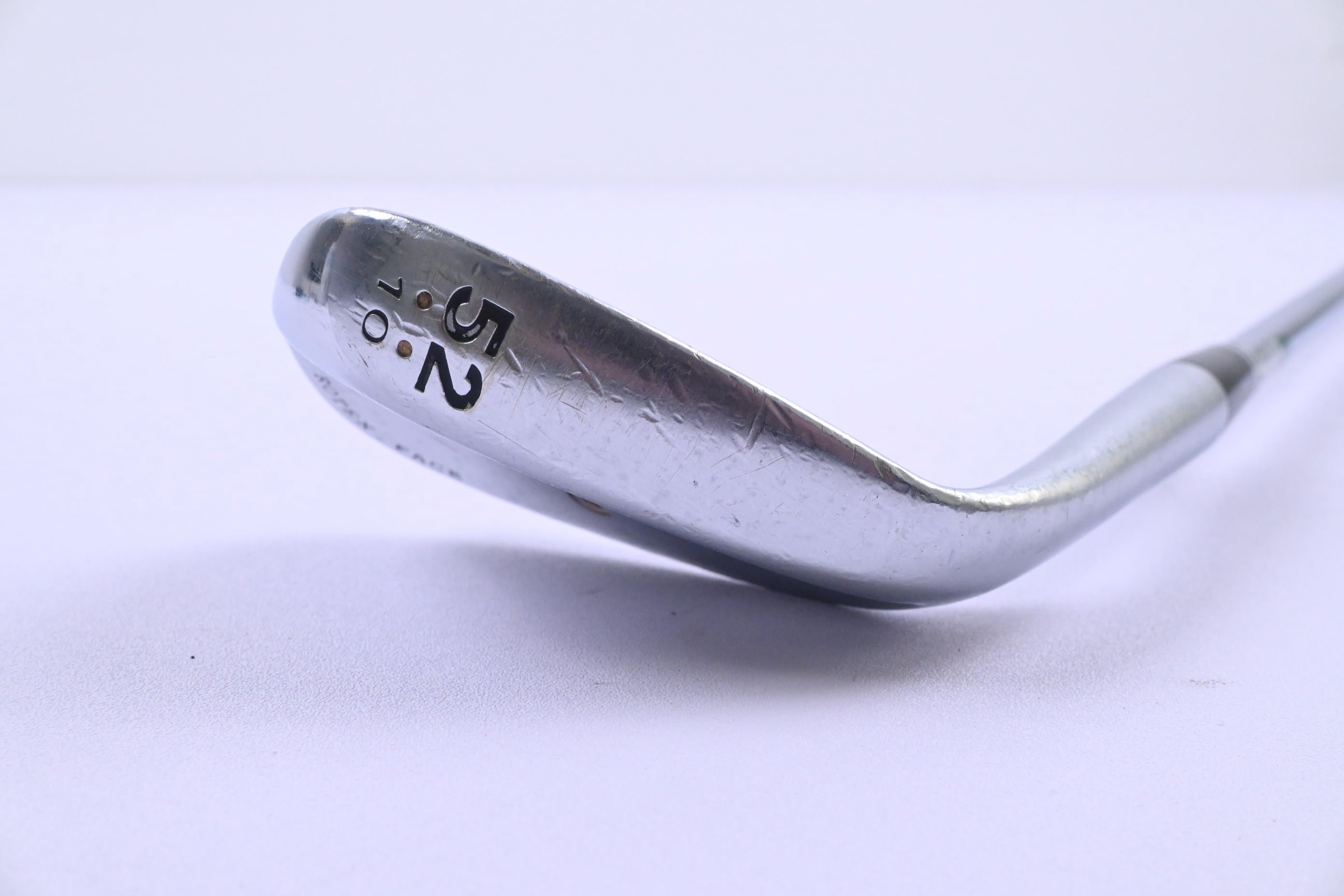 Cleveland 588 RTX Gap Wedge / 52 Degree / Wedge Flex Dynamic Gold Shaft