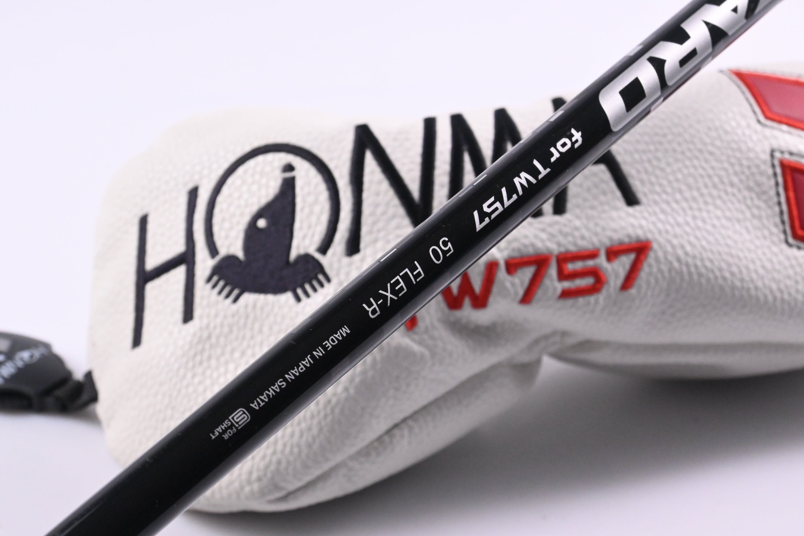 Honma TW 757 #5 Wood / 18 Degree / Regular Flex Wizard 50 Shaft