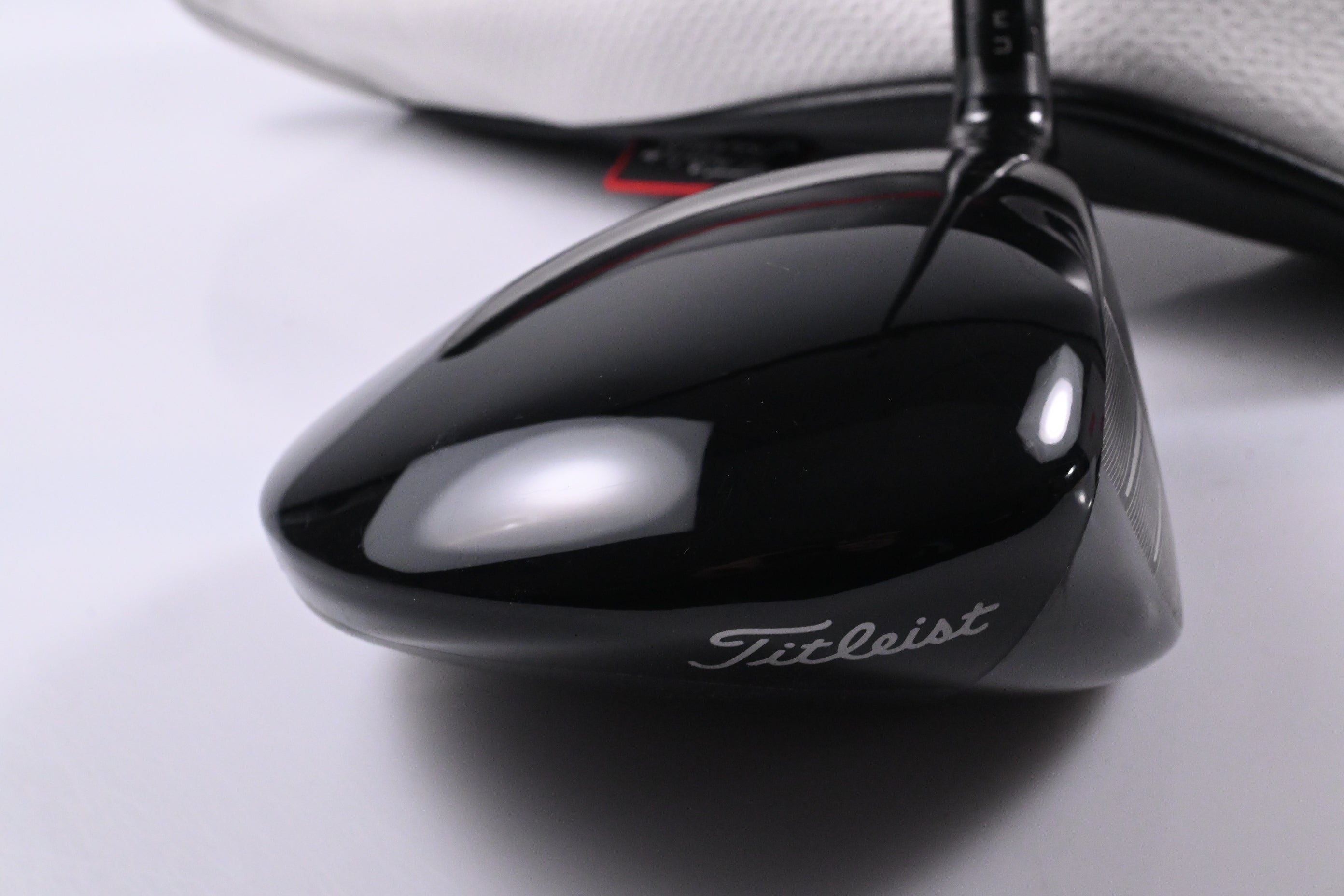 Titleist GT2 Driver / 11 Degree / Stiff Flex Project X HZRDUS GEN5 Black 60