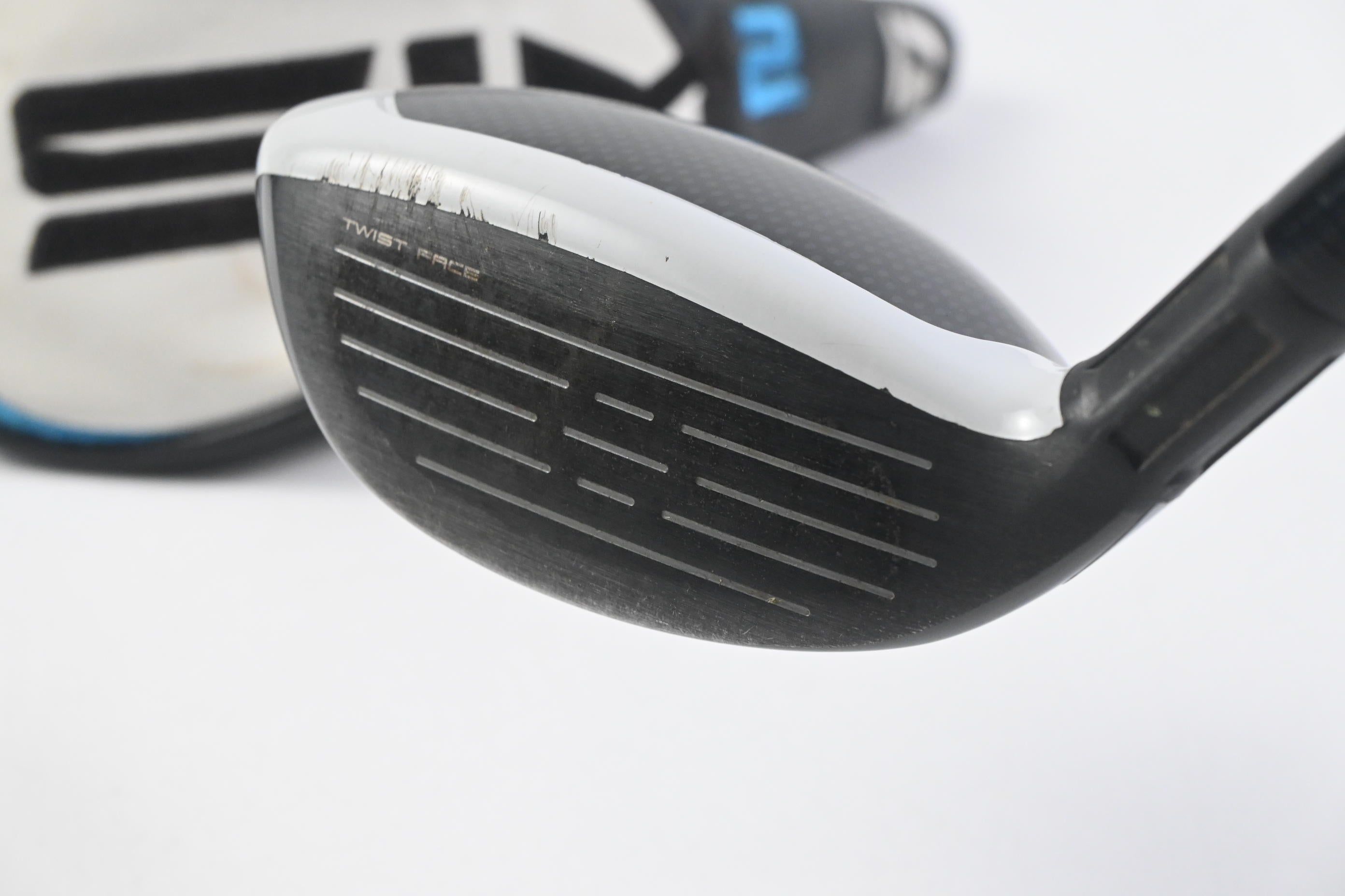 Taylormade SIM2 Max #4 Hybrid / 22 Degree / Stiff Flex Diamana Limited 75 Shaft