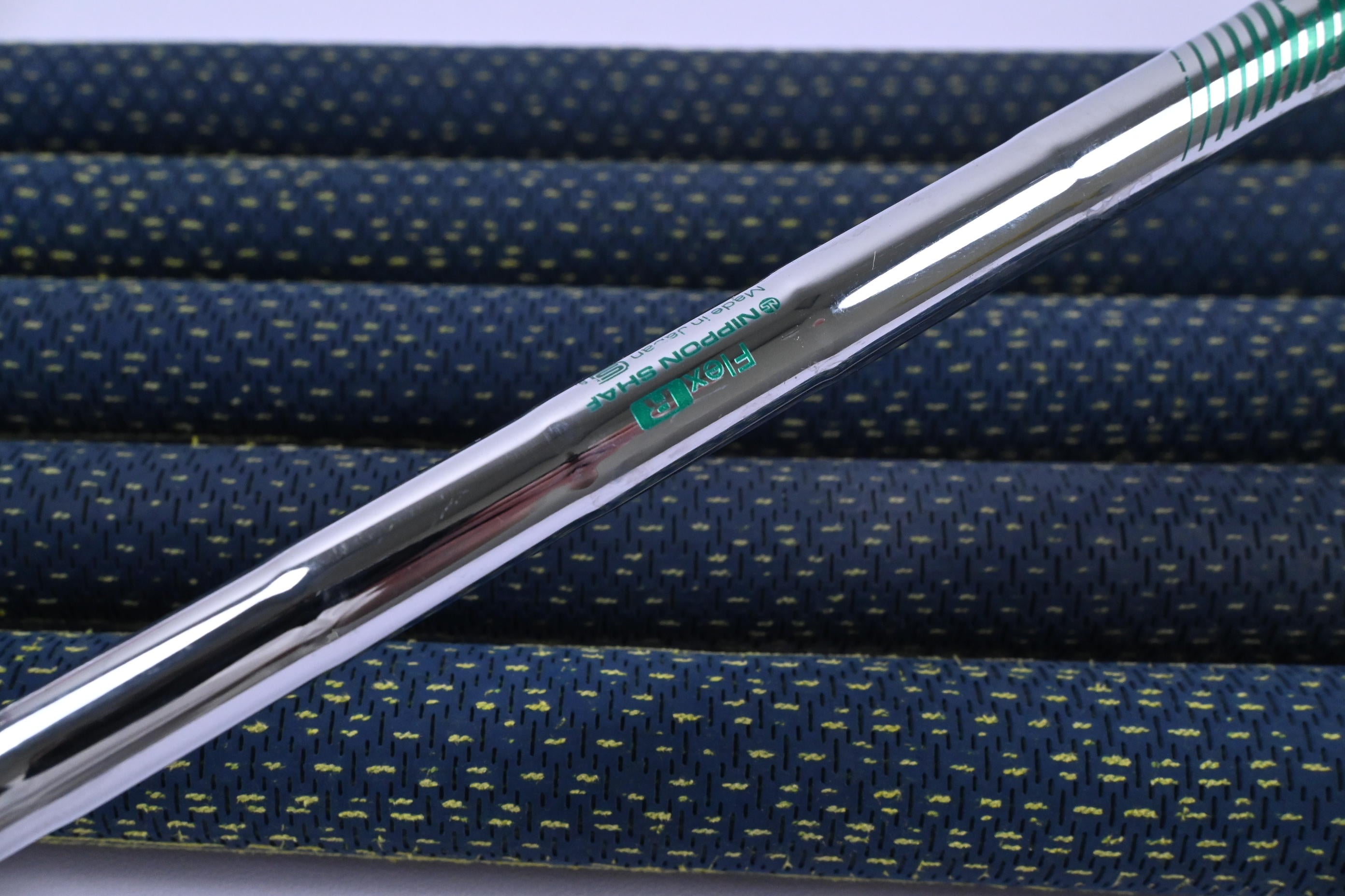 Taylormade Qi Irons / 5-PW / Regular Flex N.S.PRO 950 GH NEO Shafts