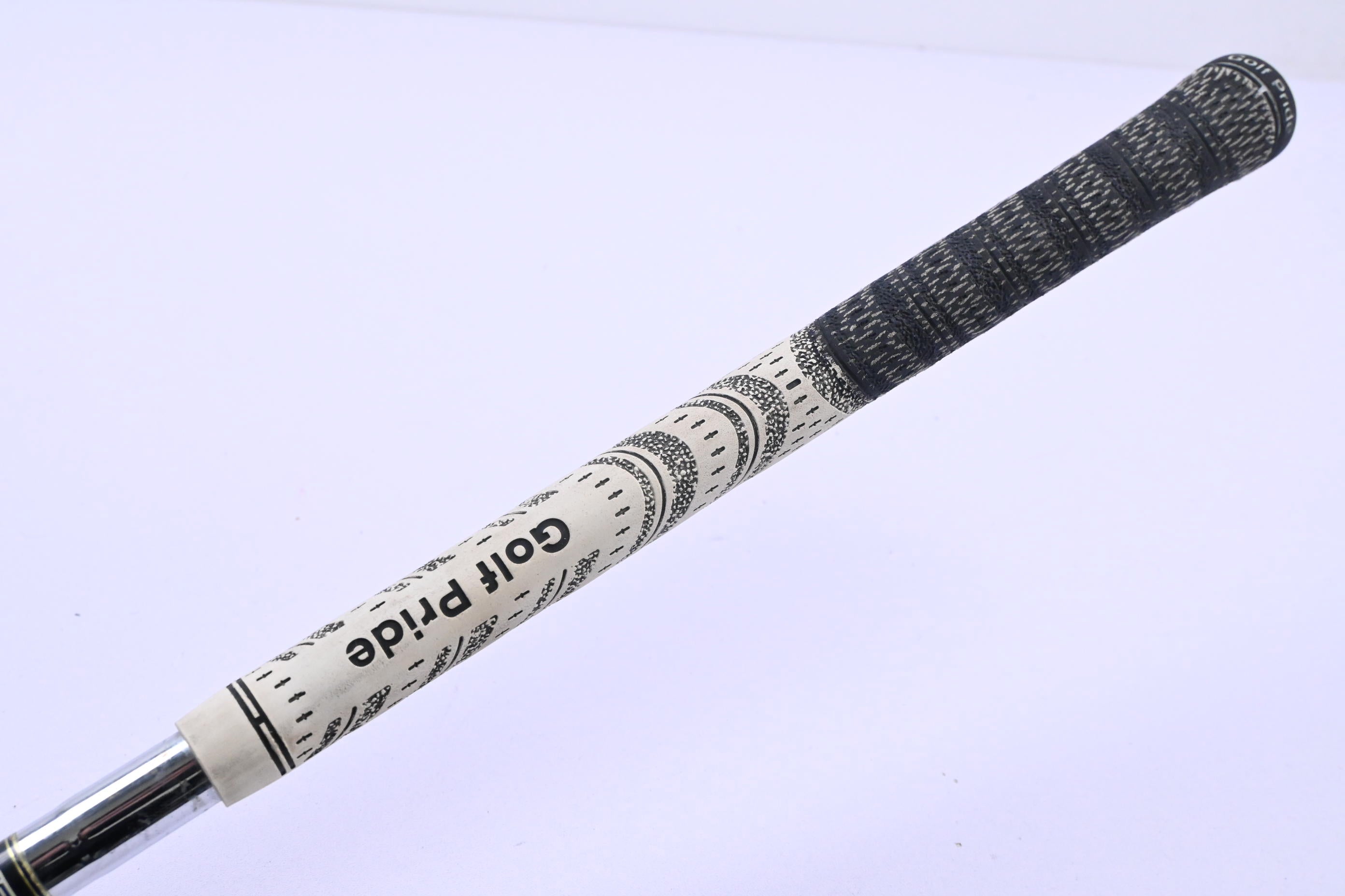 Cleveland 588 RTX Gap Wedge / 52 Degree / Wedge Flex Dynamic Gold Shaft