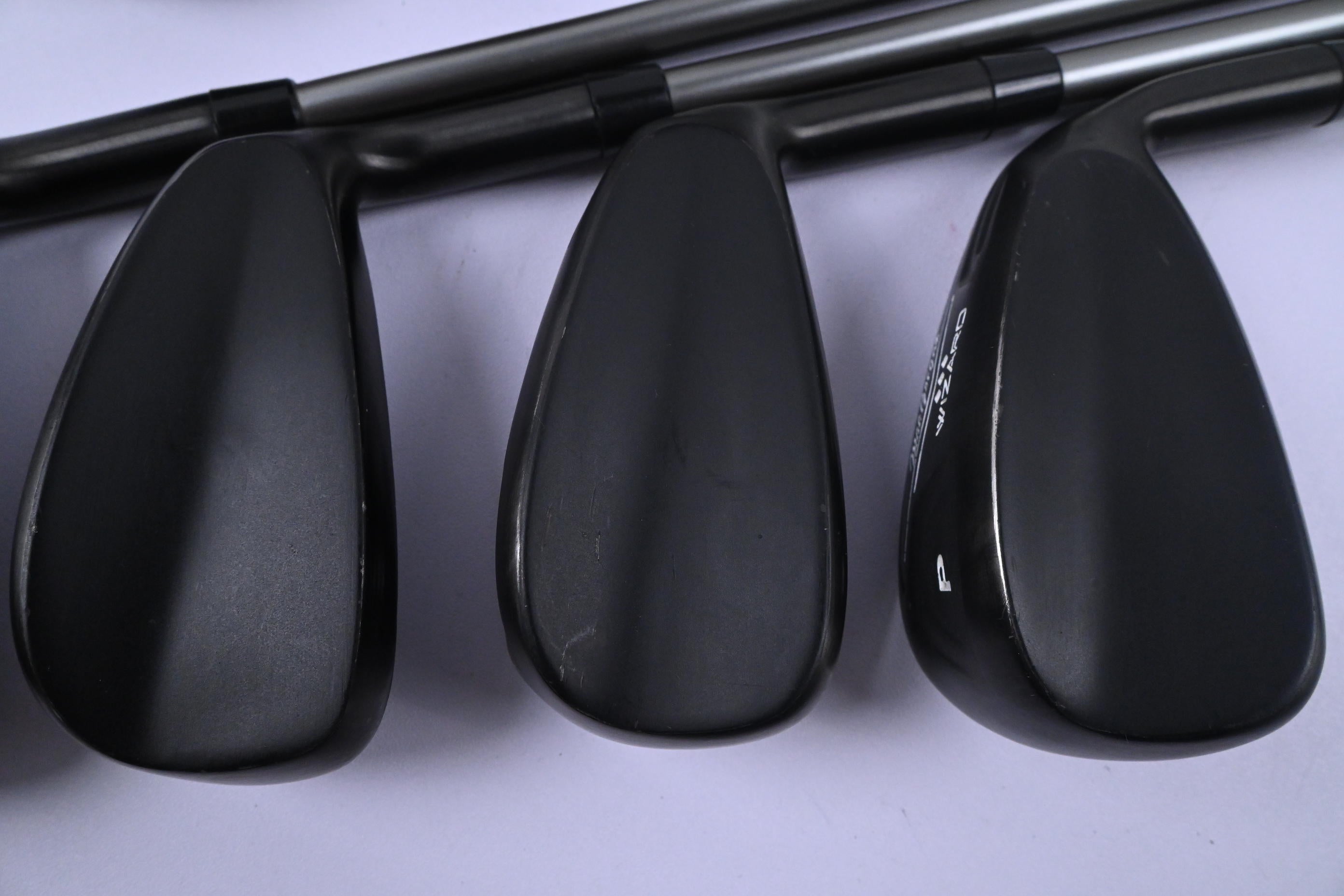 MacGregor Wizard Irons / 4-PW / Regular Flex UST Mamiya Recoil 660 Shafts