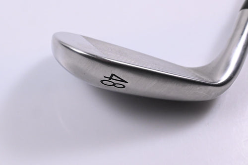Titleist T300 2019 Gap Wedge / 48 Degree / Stiff Flex True Temper AMT Red Shaft