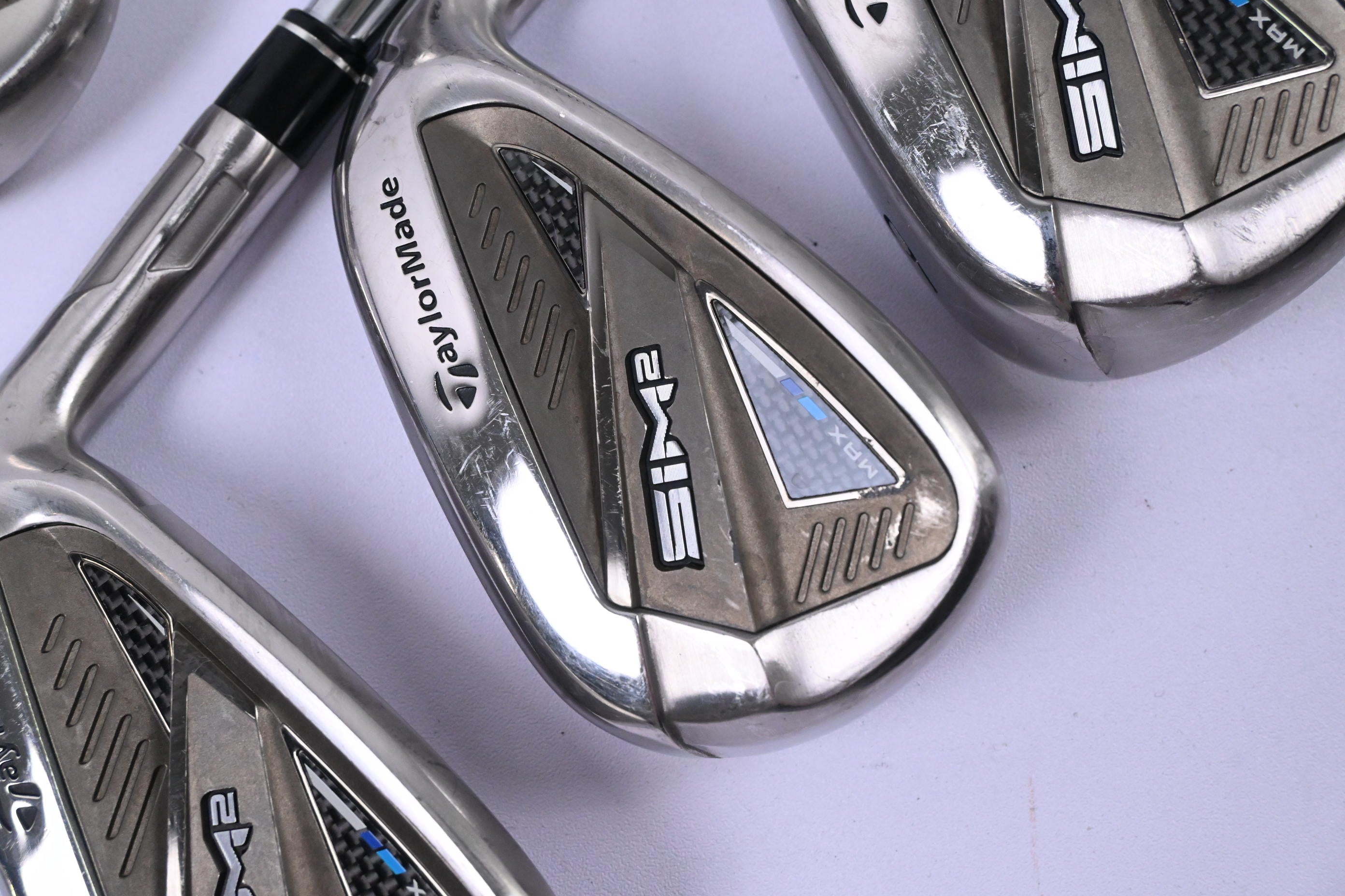 Taylormade SIM2 Max Irons / 4-PW / Stiff Flex KBS Max MT 85 Shafts