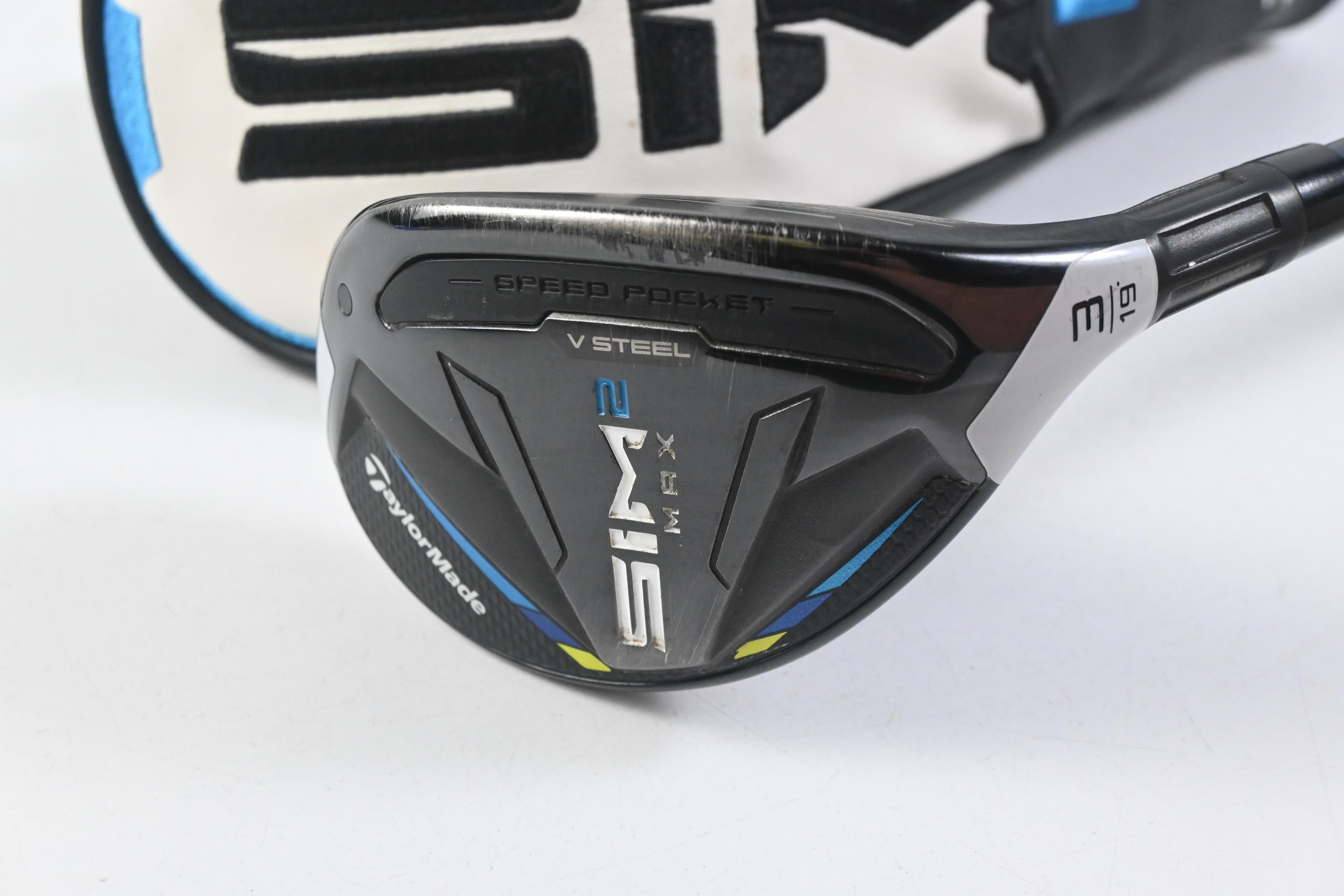 Taylormade SIM2 Max #3 Hybrid / 19 Degree / Stiff Flex Fujikura Ventus Blue 7 Shaft