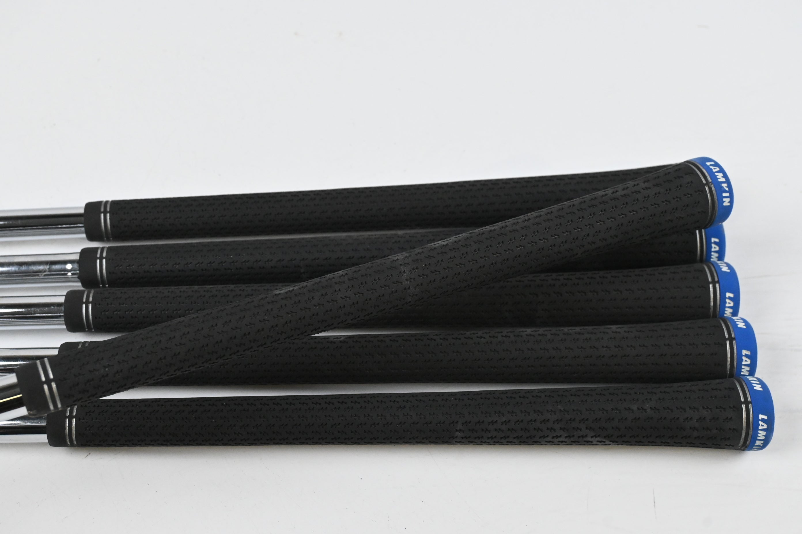 Taylormade Qi Irons / 5-PW / Regular Flex KBS MAX MT 85 Shafts