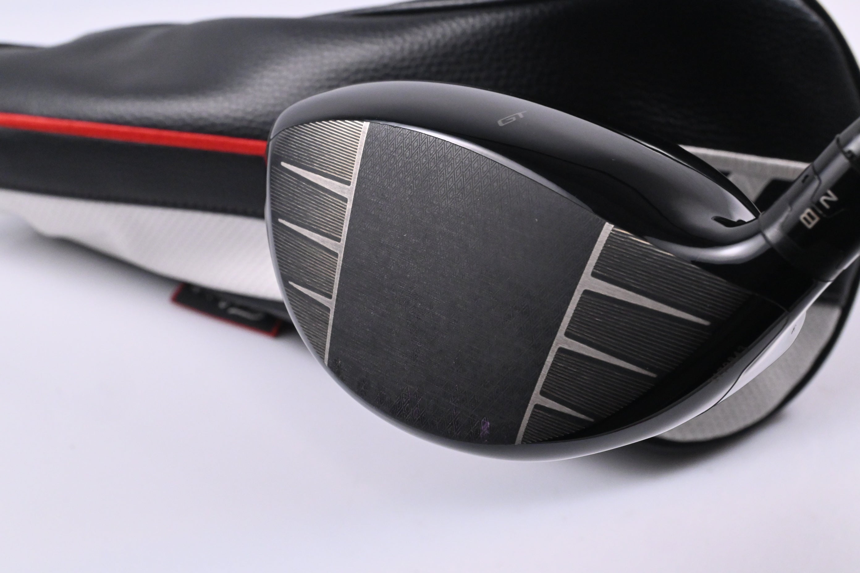 Titleist GT2 Driver / 9 Degree / Regular Flex Project X Denali Red 50 Shaft
