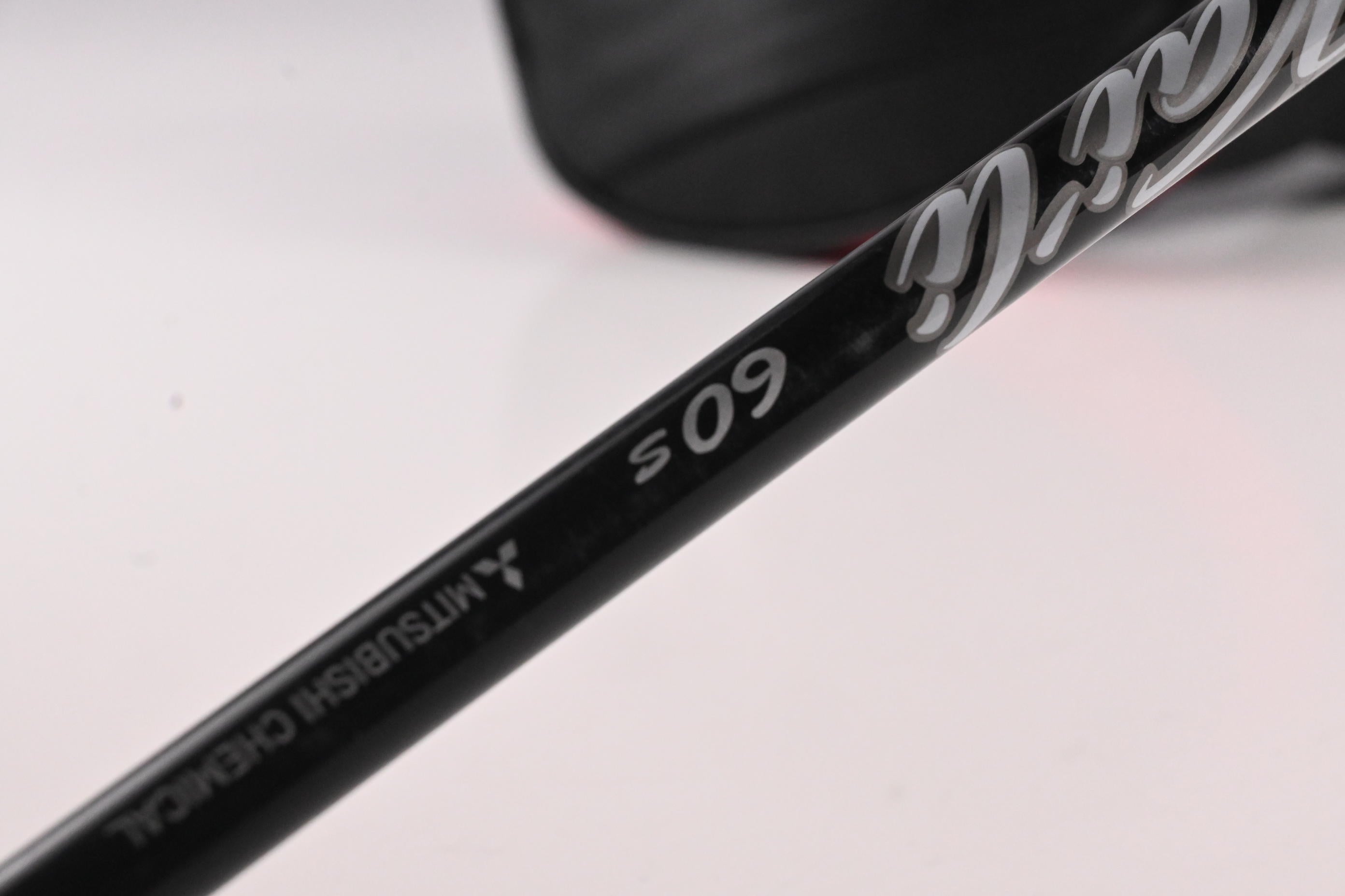 Taylormade Stealth HD Driver / 10.5 Degree / Stiff Flex Kai'Li White 60 Shaft