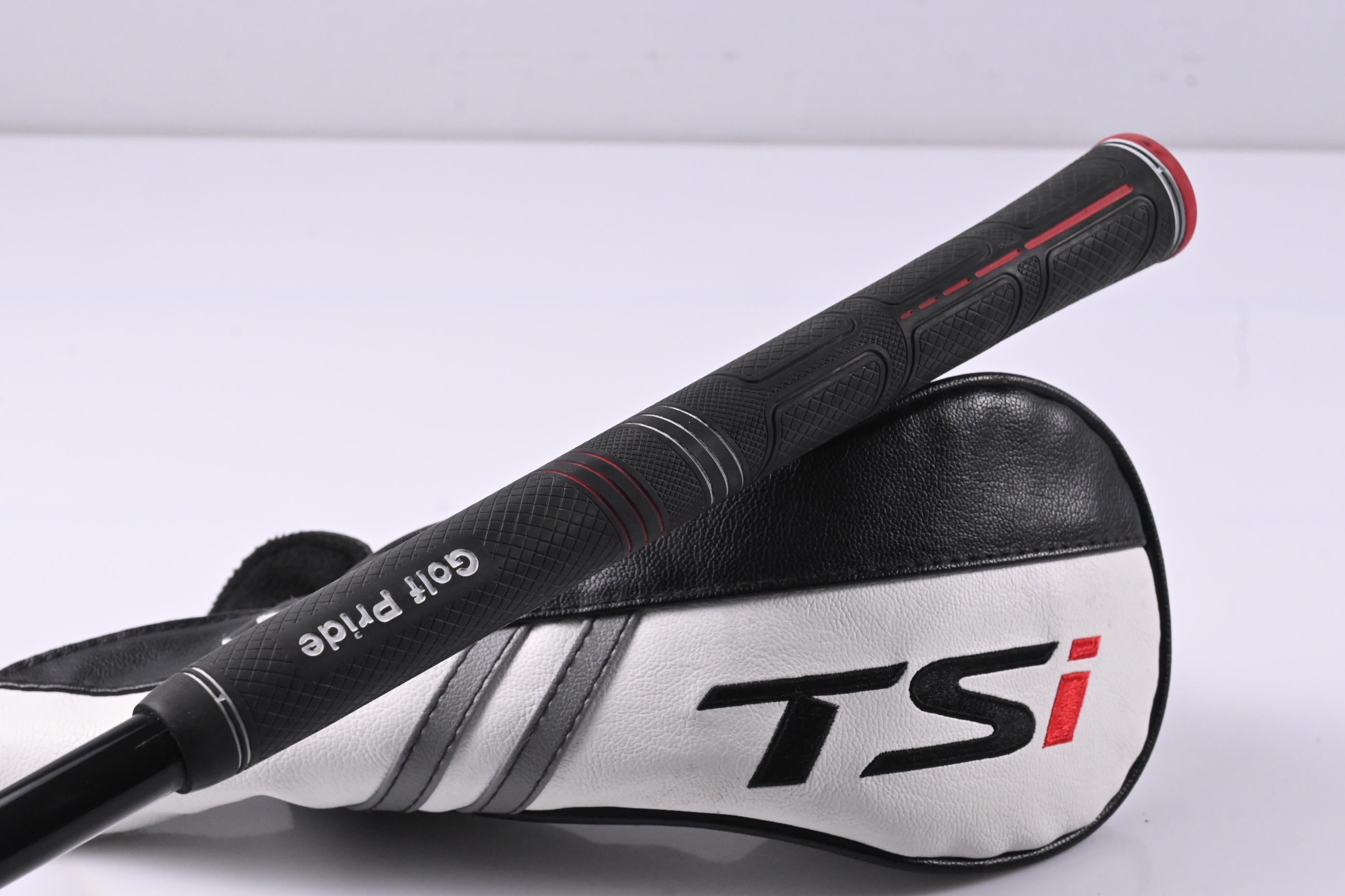 Titleist TSi3 #3 Wood / 15 Degree / Stiff Flex HZRDUS Smoke Black 70 Shaft