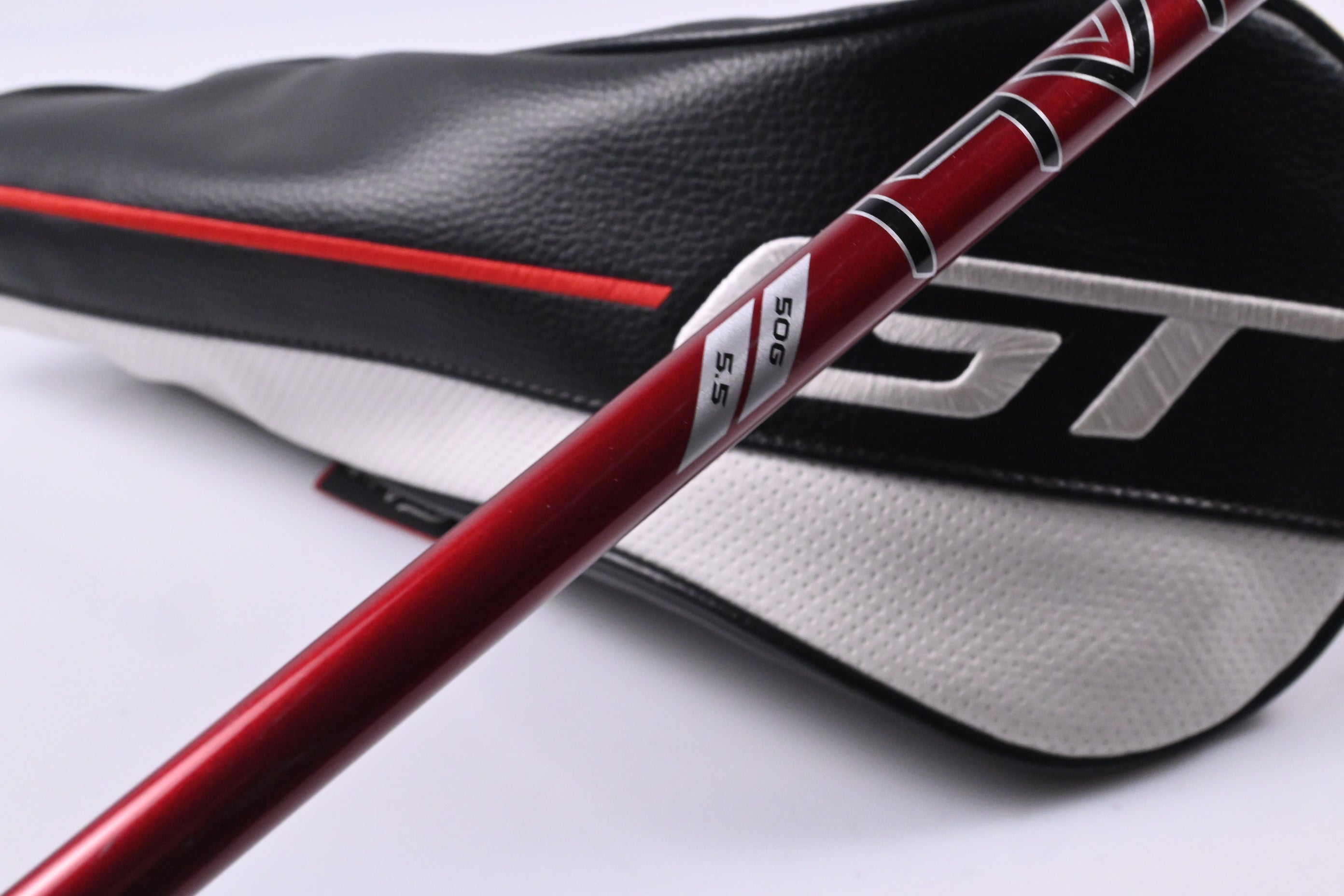 Titleist GT2 Driver / 9 Degree / Regular Flex Project X Denali Red 50 Shaft