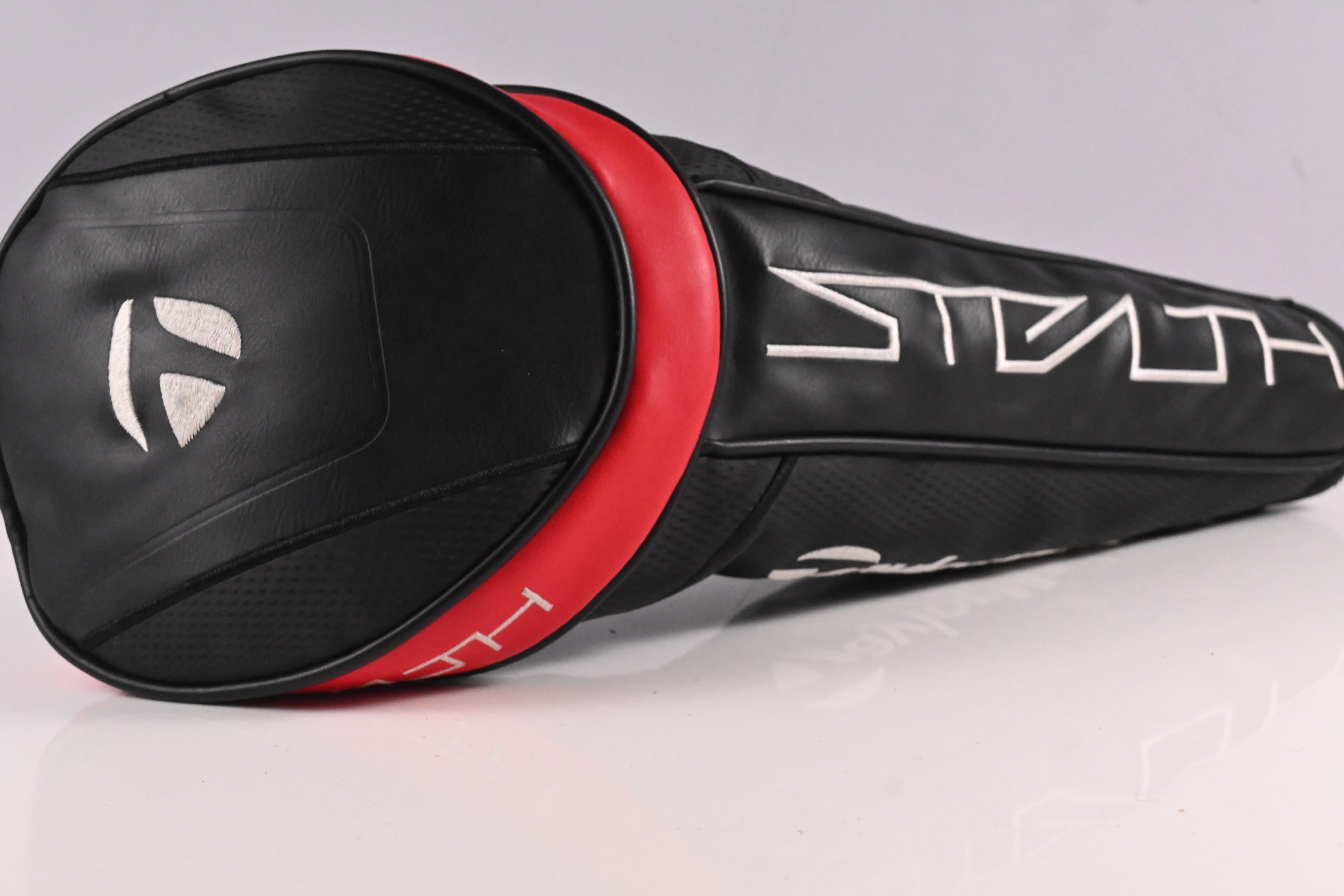 Taylormade Stealth HD Driver / 10.5 Degree / Stiff Flex Kai'Li White 60 Shaft