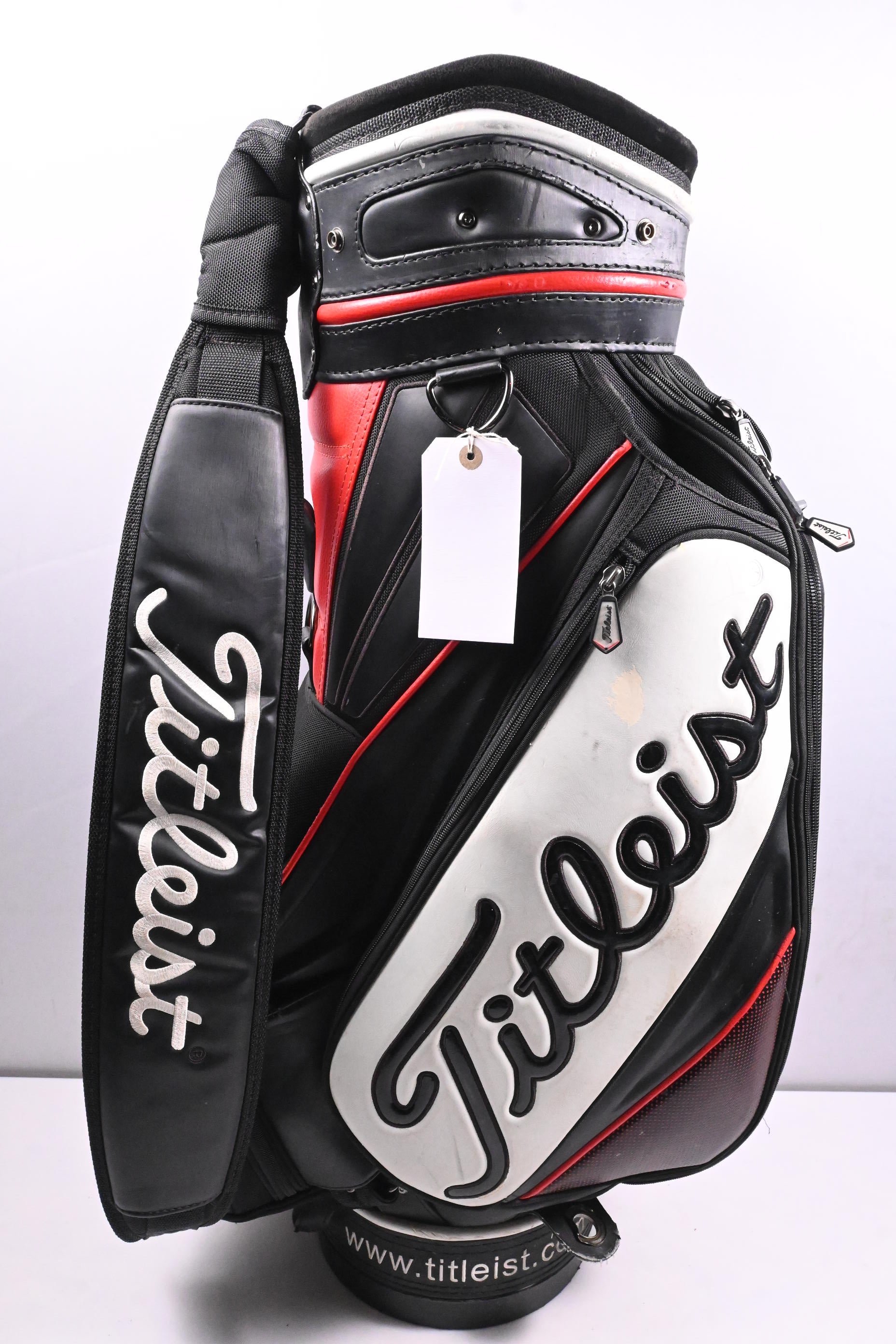 Titleist Tour Bag / 6-Way Divider / Black, White, Red